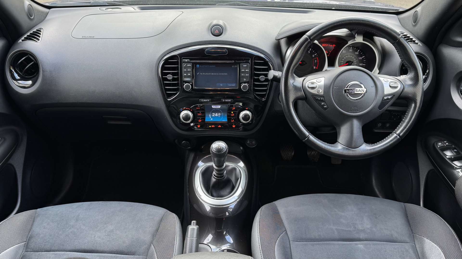 NISSAN JUKE 1.2 Juke N-Connecta DiG-T 5dr #1