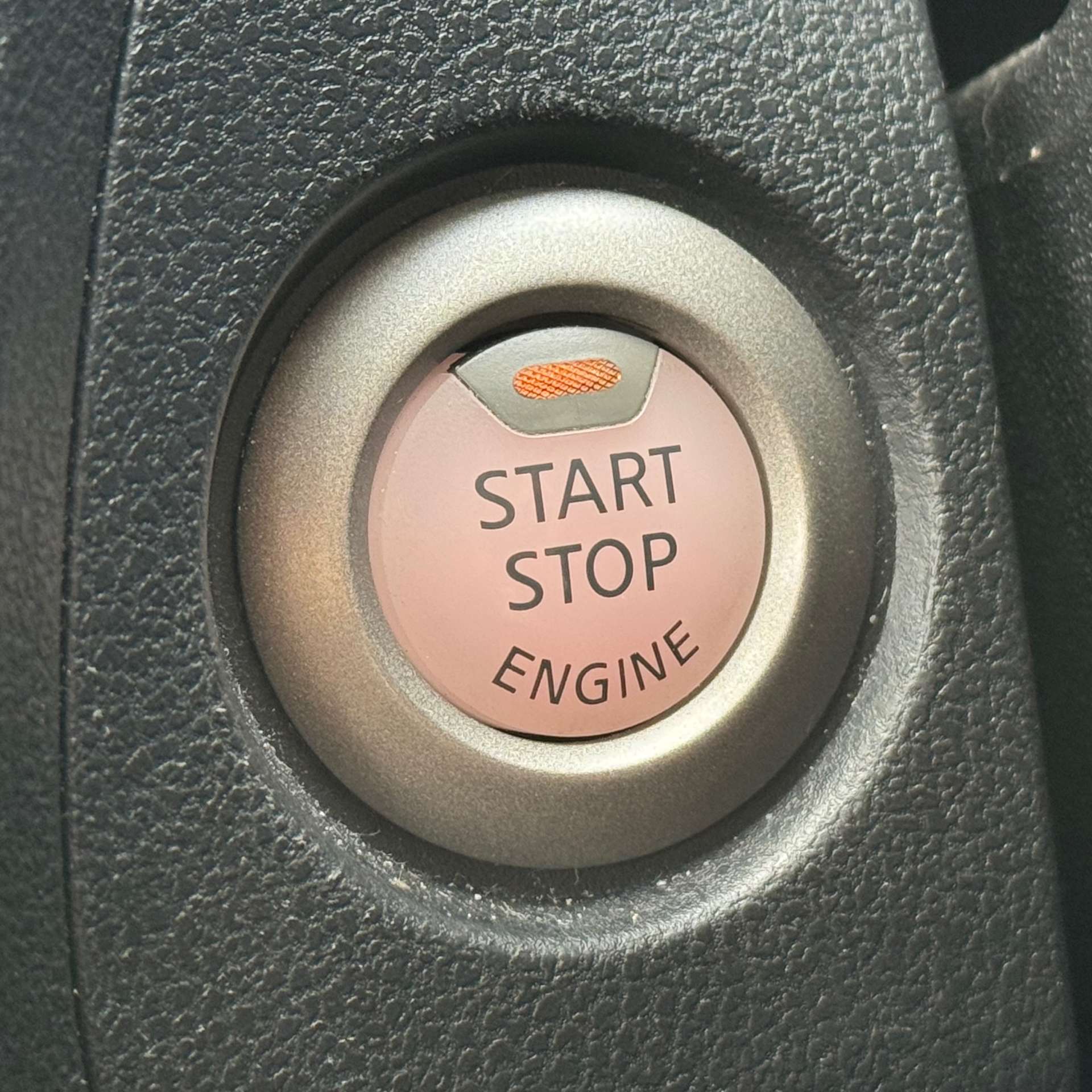 NISSAN JUKE 1.2 Juke N-Connecta DiG-T 5dr #25