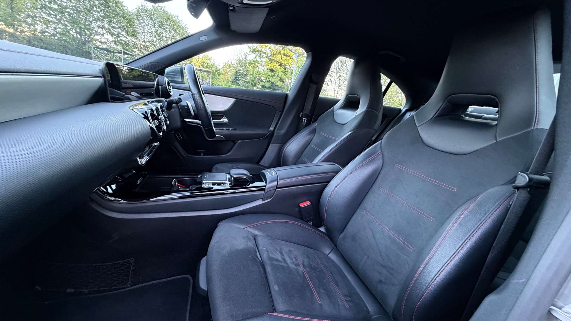 MERCEDES-BENZ CLA 2.0 CLA 220 AMG Line Auto 4dr #24