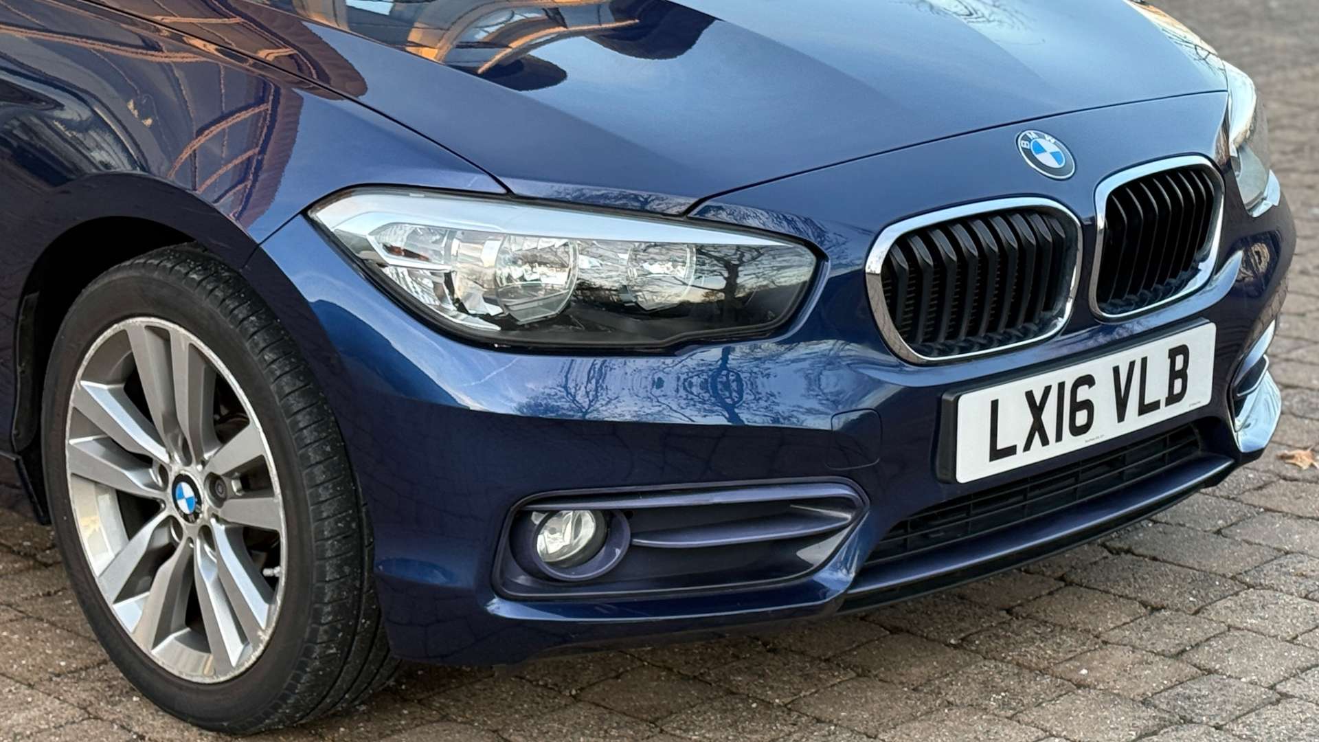 BMW 1 SERIES 1.5 116D Sport Auto 5dr #35