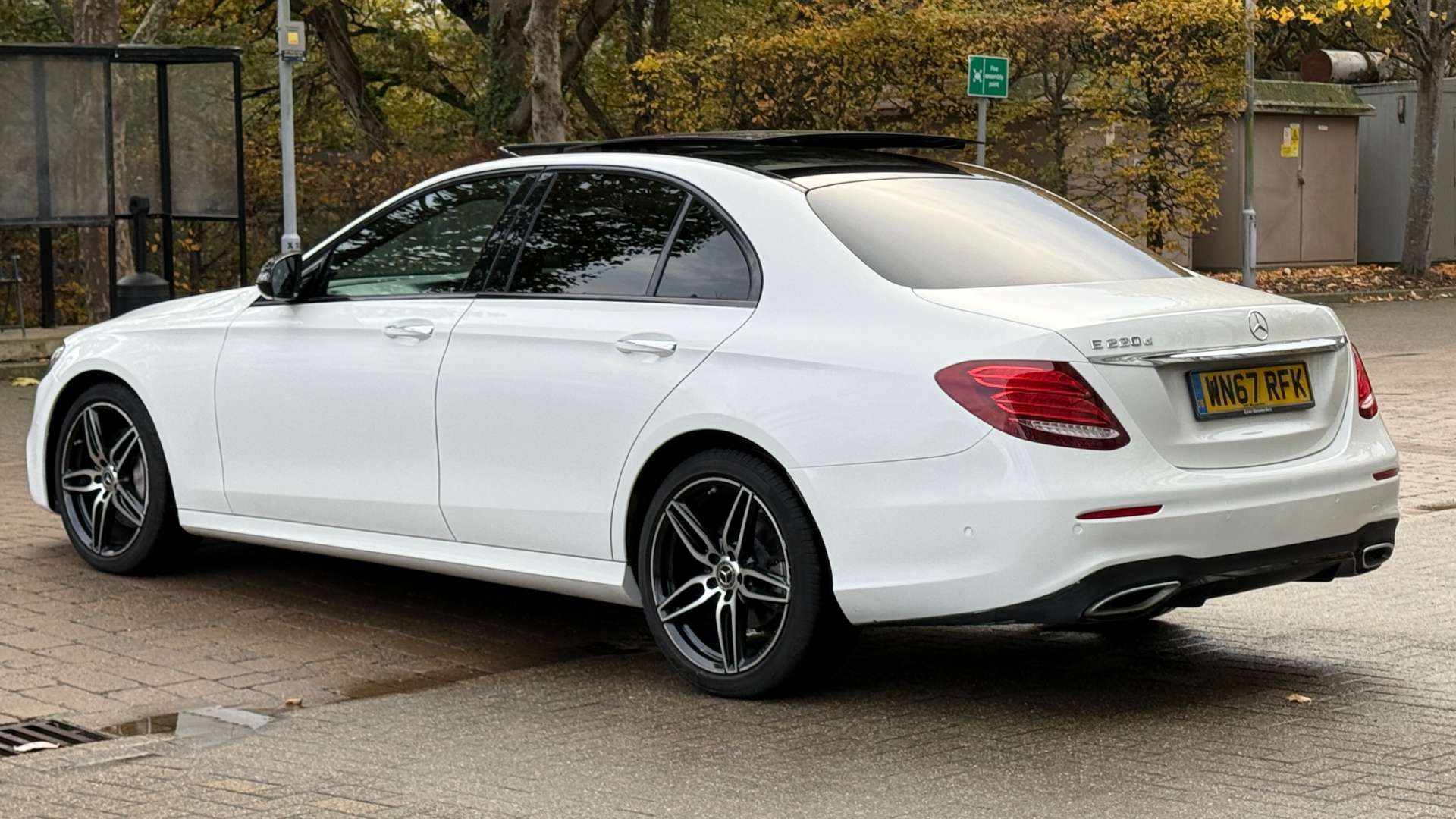 MERCEDES-BENZ E-CLASS 2.0 E 220 D AMG Line Premium Auto 4dr #7