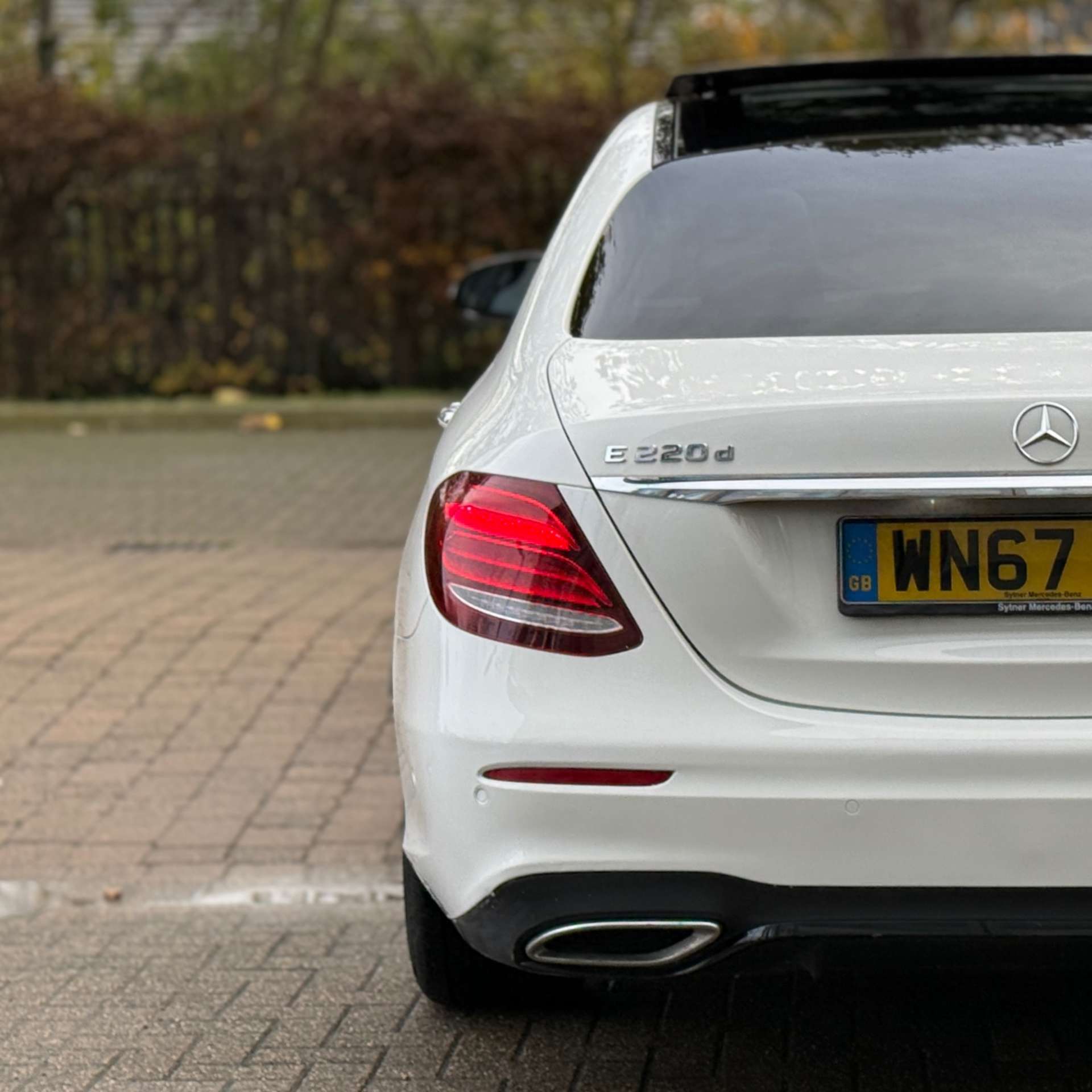 MERCEDES-BENZ E-CLASS 2.0 E 220 D AMG Line Premium Auto 4dr #8