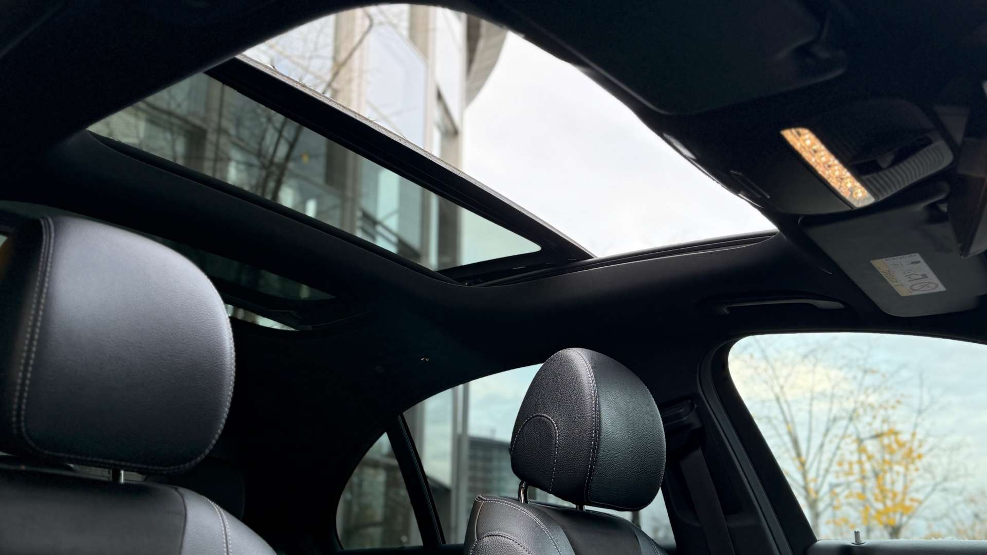 MERCEDES-BENZ E-CLASS 2.0 E 220 D AMG Line Premium Auto 4dr #20