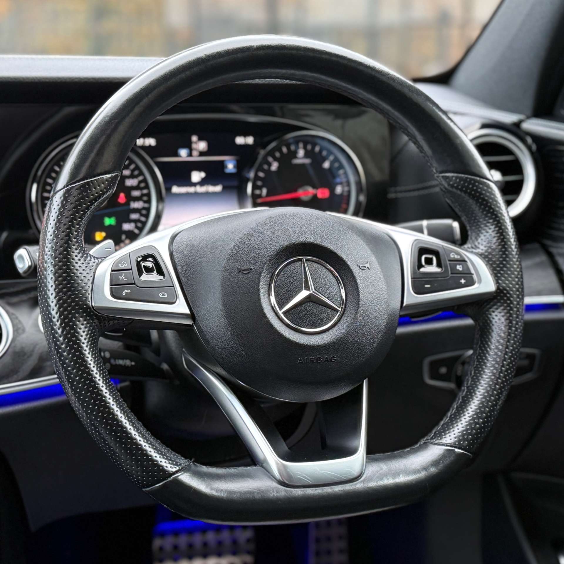 MERCEDES-BENZ E-CLASS 2.0 E 220 D AMG Line Premium Auto 4dr #31