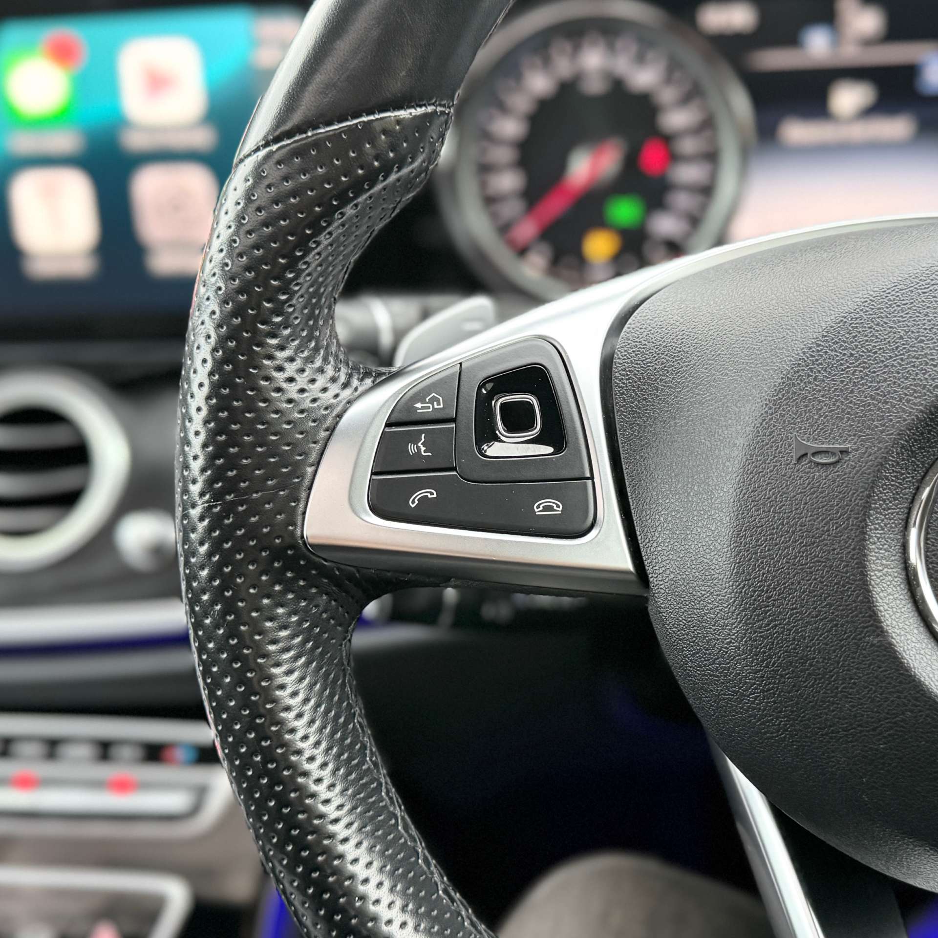 MERCEDES-BENZ E-CLASS 2.0 E 220 D AMG Line Premium Auto 4dr #37