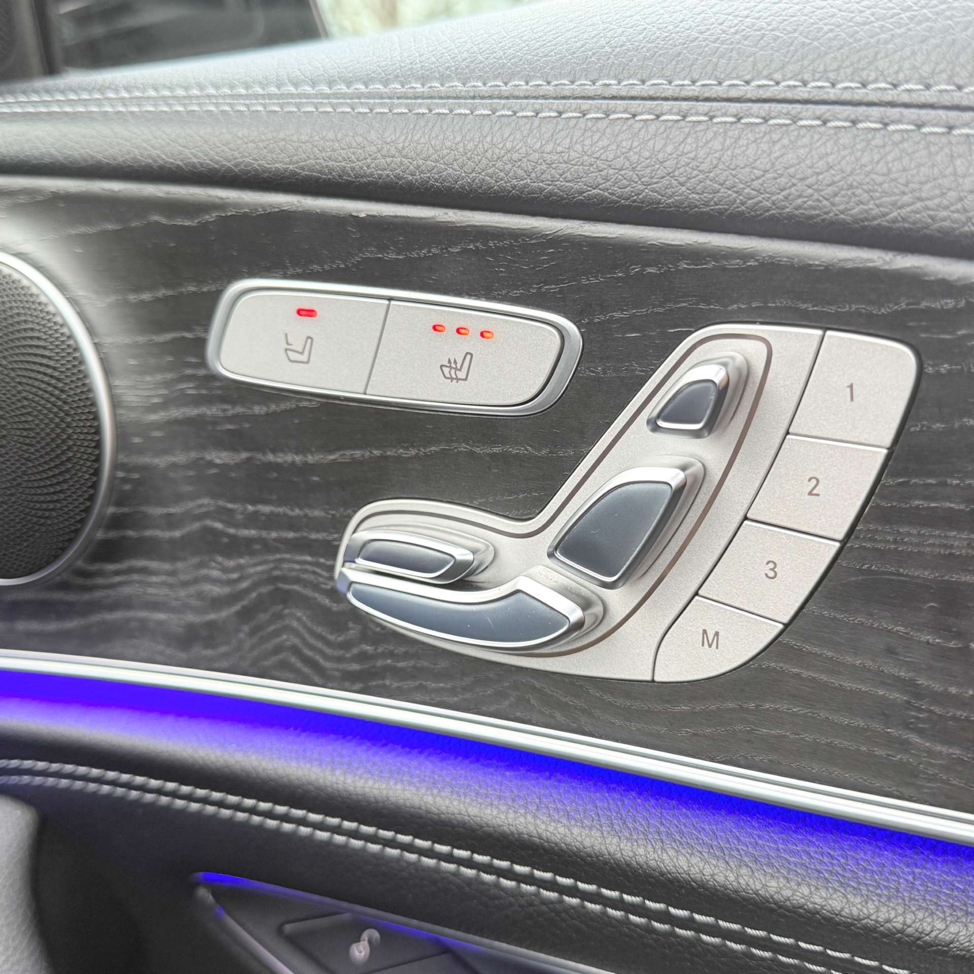 MERCEDES-BENZ E-CLASS 2.0 E 220 D AMG Line Premium Auto 4dr #39