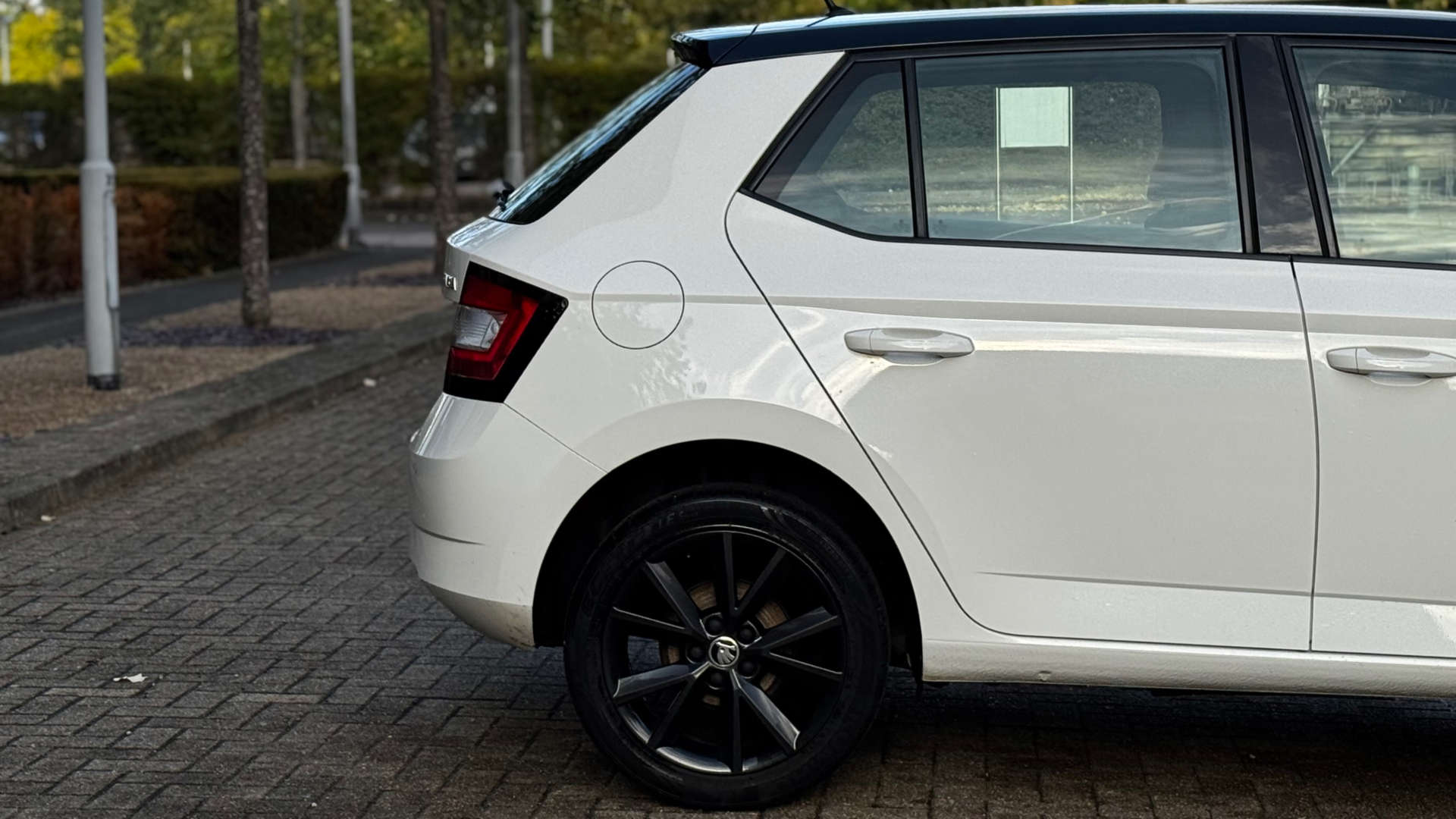 SKODA FABIA 1.0 Fabia Colour Edition MPI 5dr #6