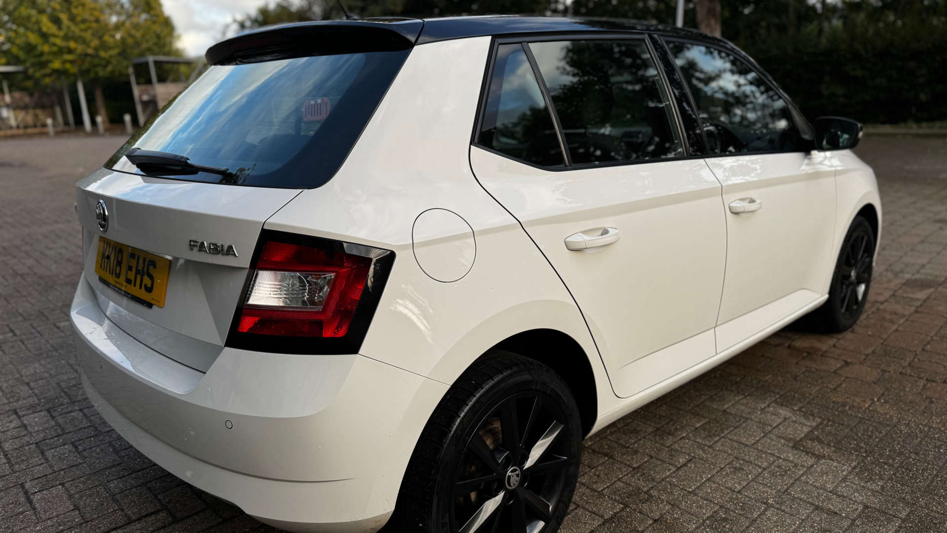 SKODA FABIA 1.0 Fabia Colour Edition MPI 5dr #21