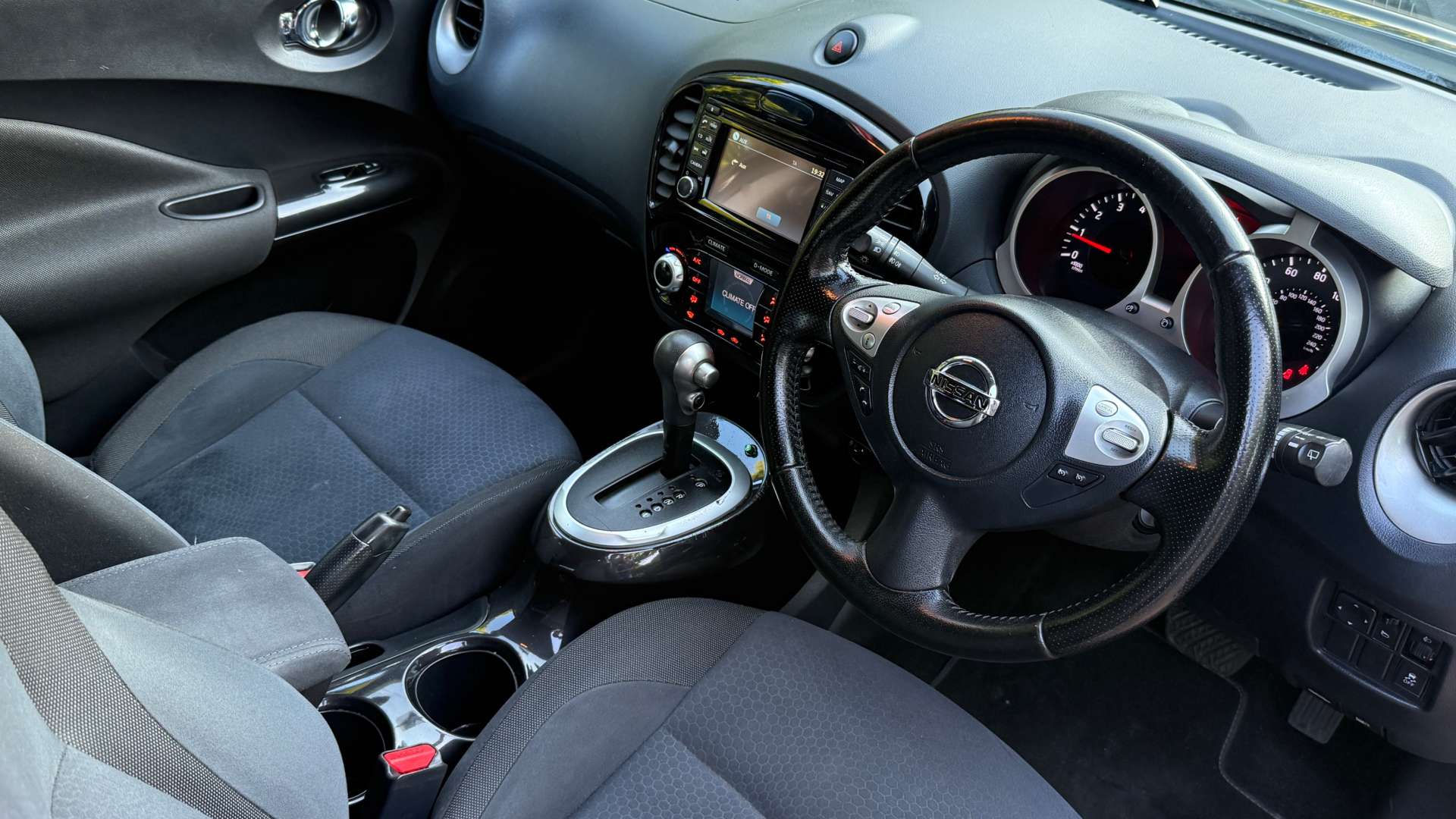 NISSAN JUKE 1.6 Juke N-Tec CVT 5dr #13