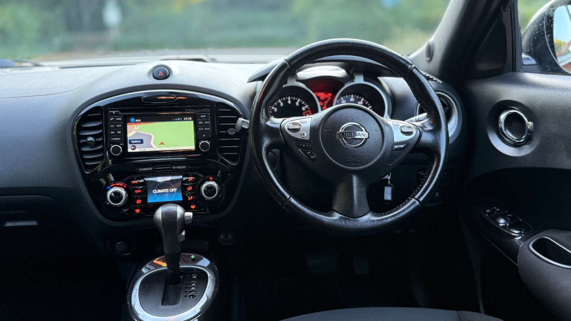 NISSAN JUKE 1.6 Juke N-Tec CVT 5dr #1
