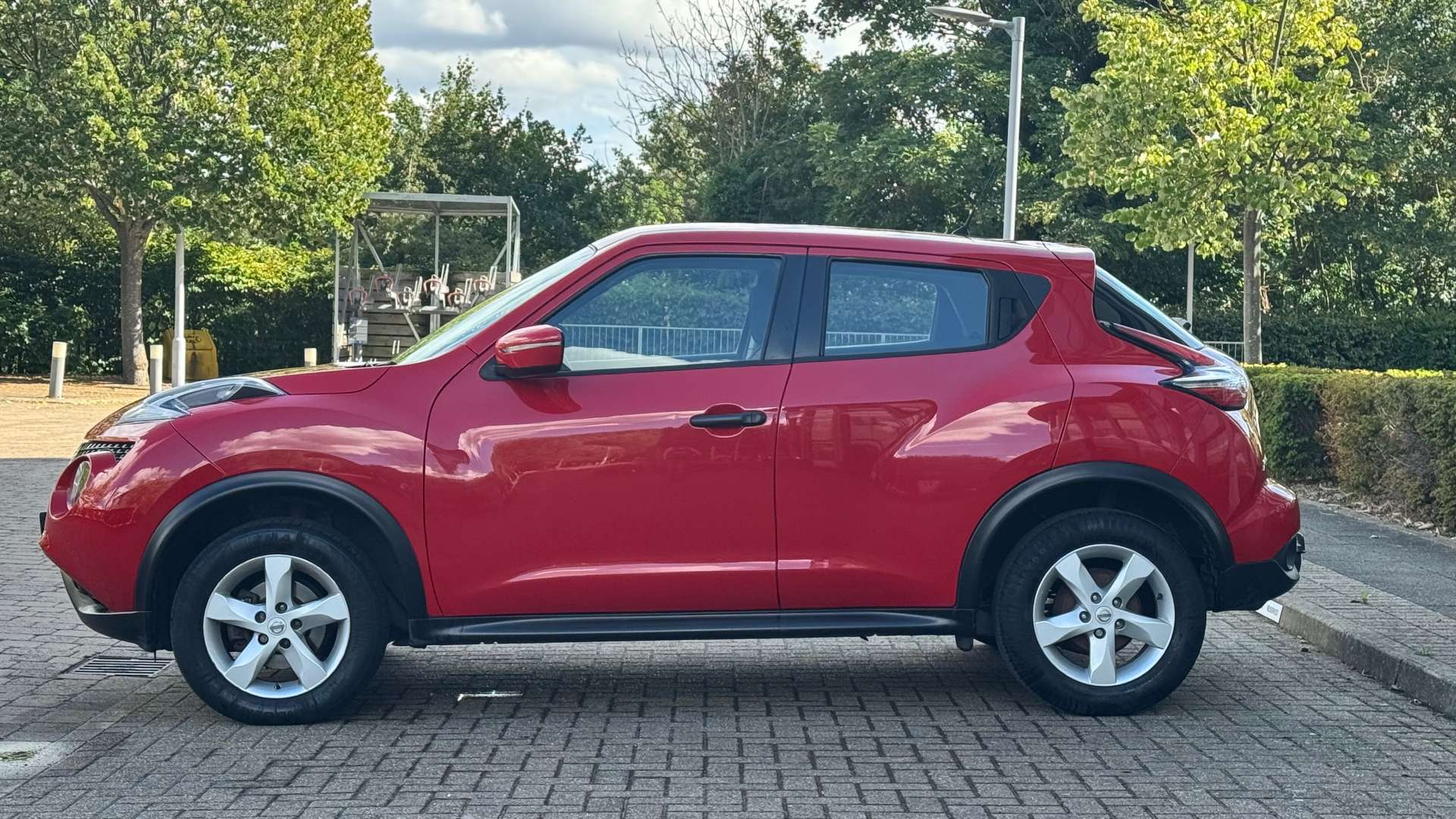 NISSAN JUKE 1.6 Juke Visia 5dr #6