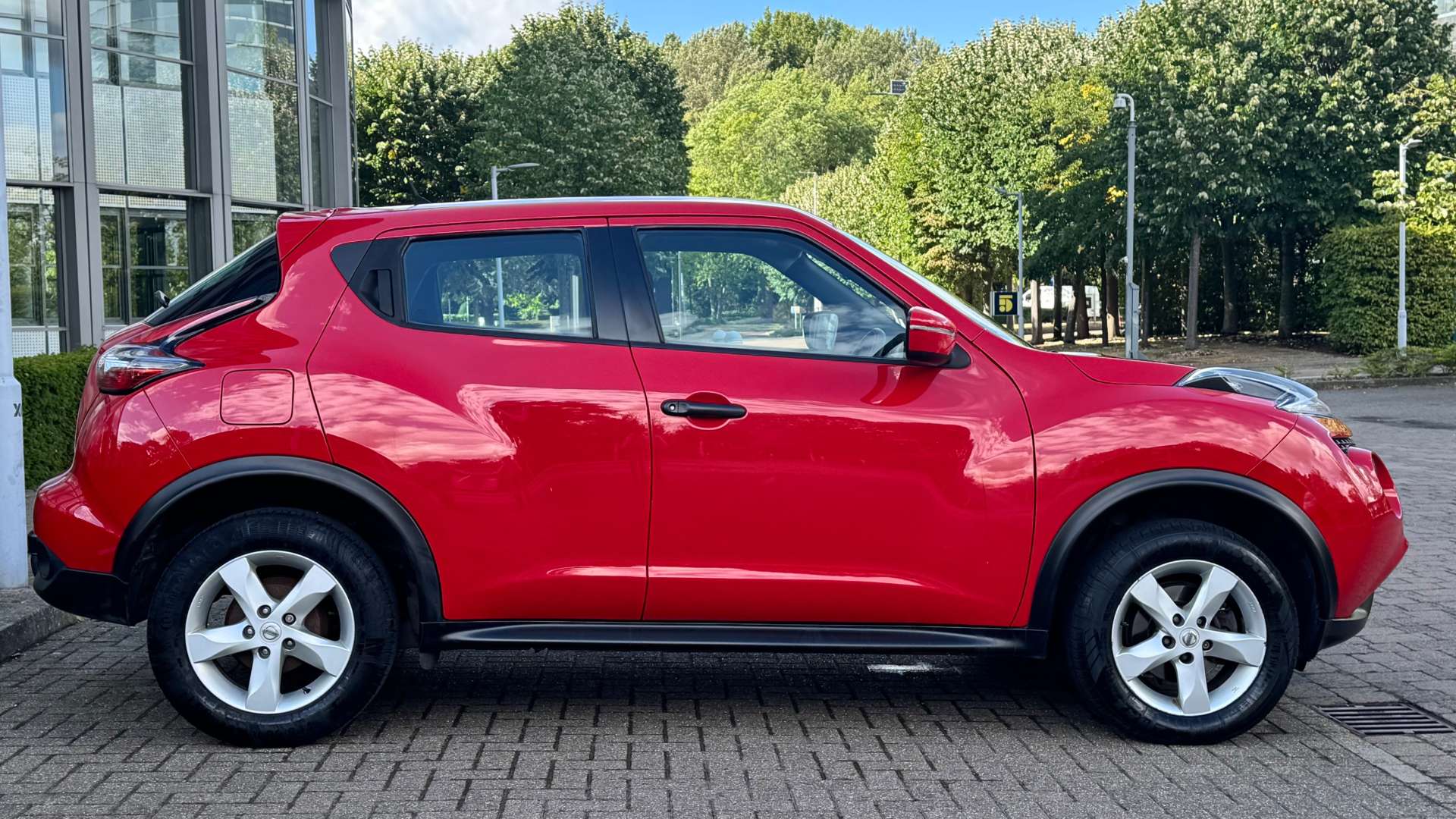 NISSAN JUKE 1.6 Juke Visia 5dr #10
