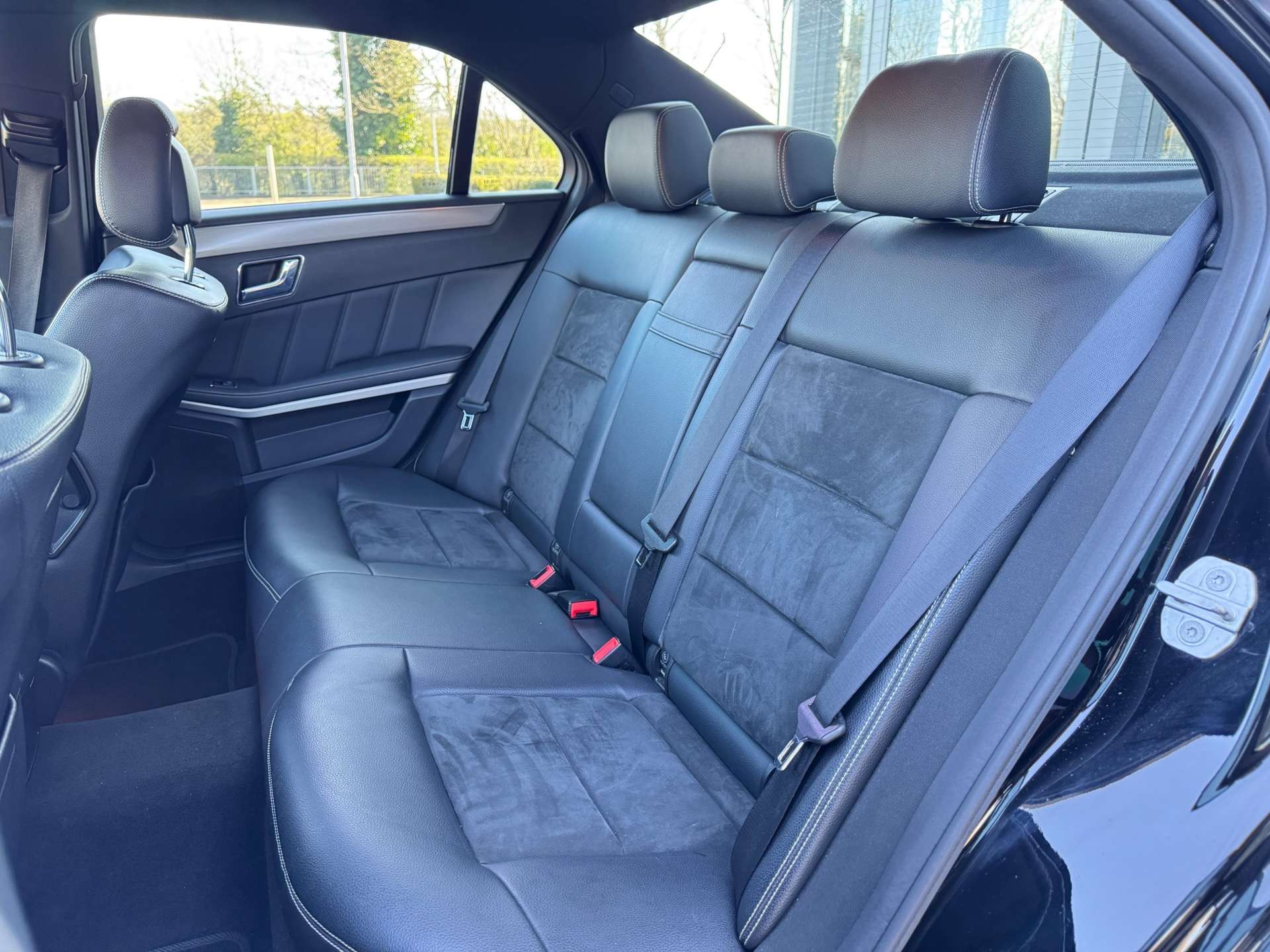 MERCEDES-BENZ E-CLASS 3.0 E350 BlueEfficiency Sport CDi Auto 4dr #11