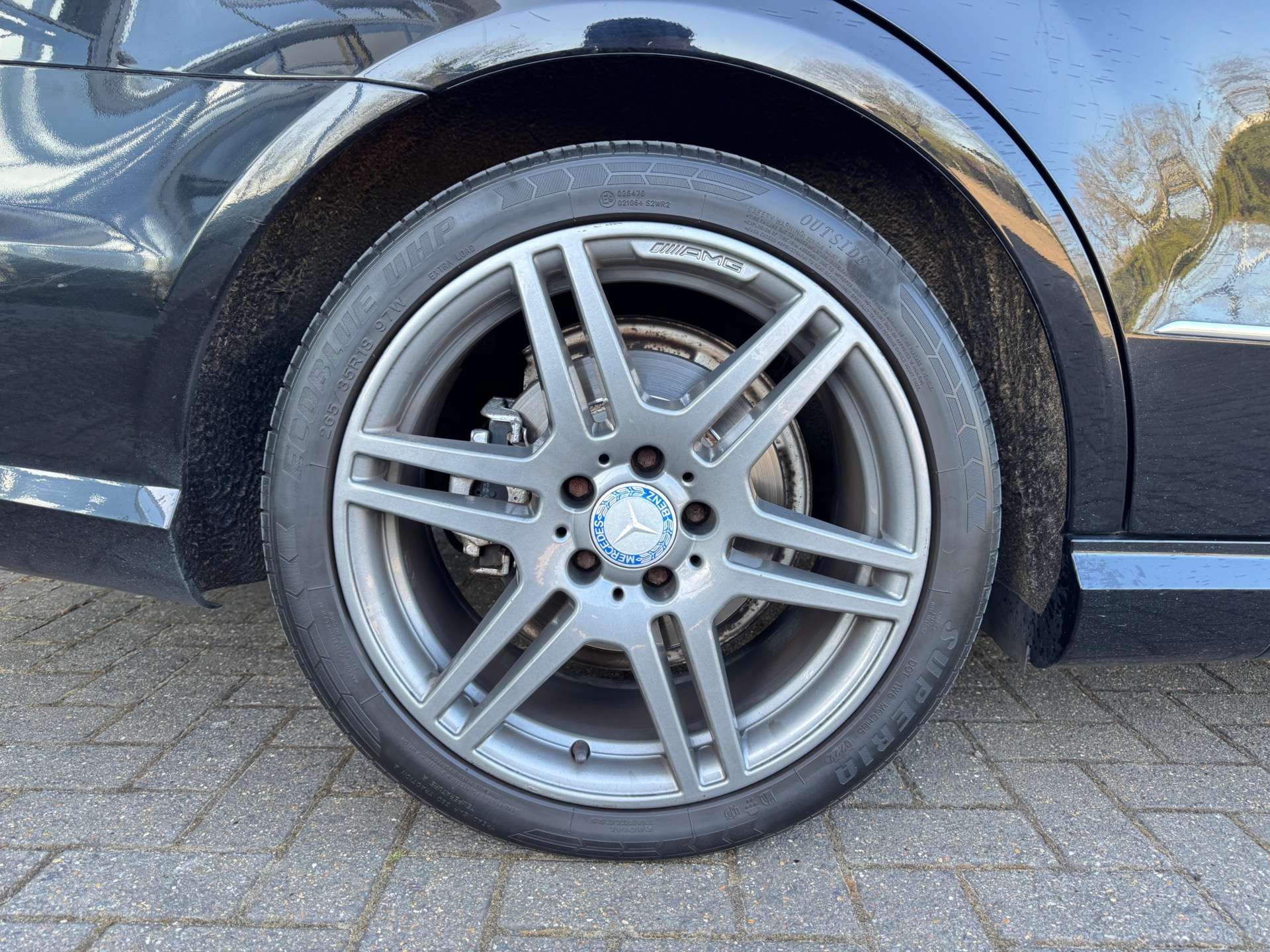MERCEDES-BENZ E-CLASS 3.0 E350 BlueEfficiency Sport CDi Auto 4dr #47