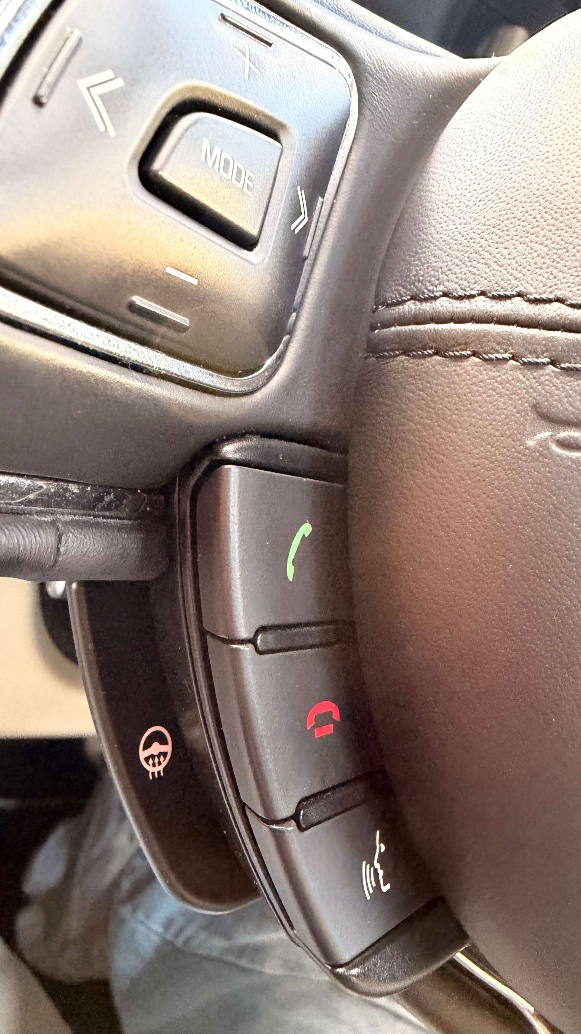 JAGUAR XJ 3.0 XJ R-Sport V6 Auto 4dr #18