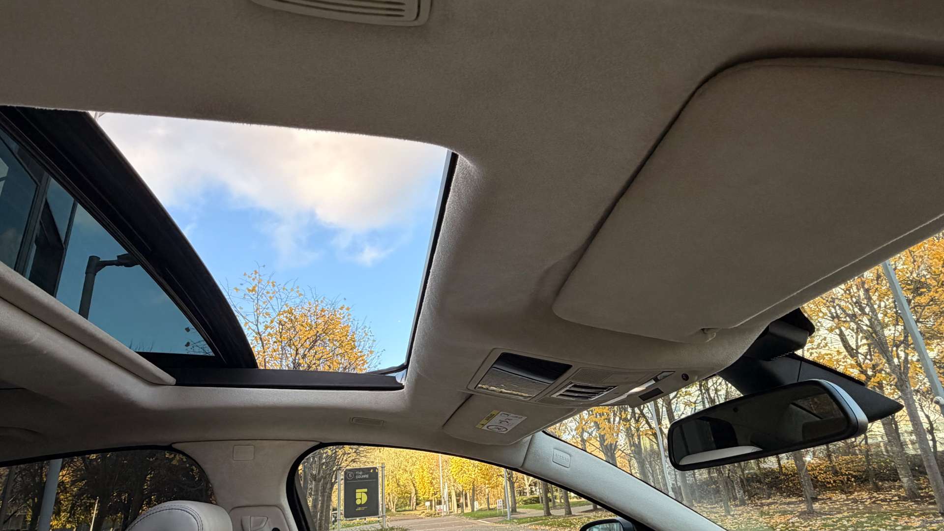 JAGUAR XJ 3.0 XJ R-Sport V6 Auto 4dr #35