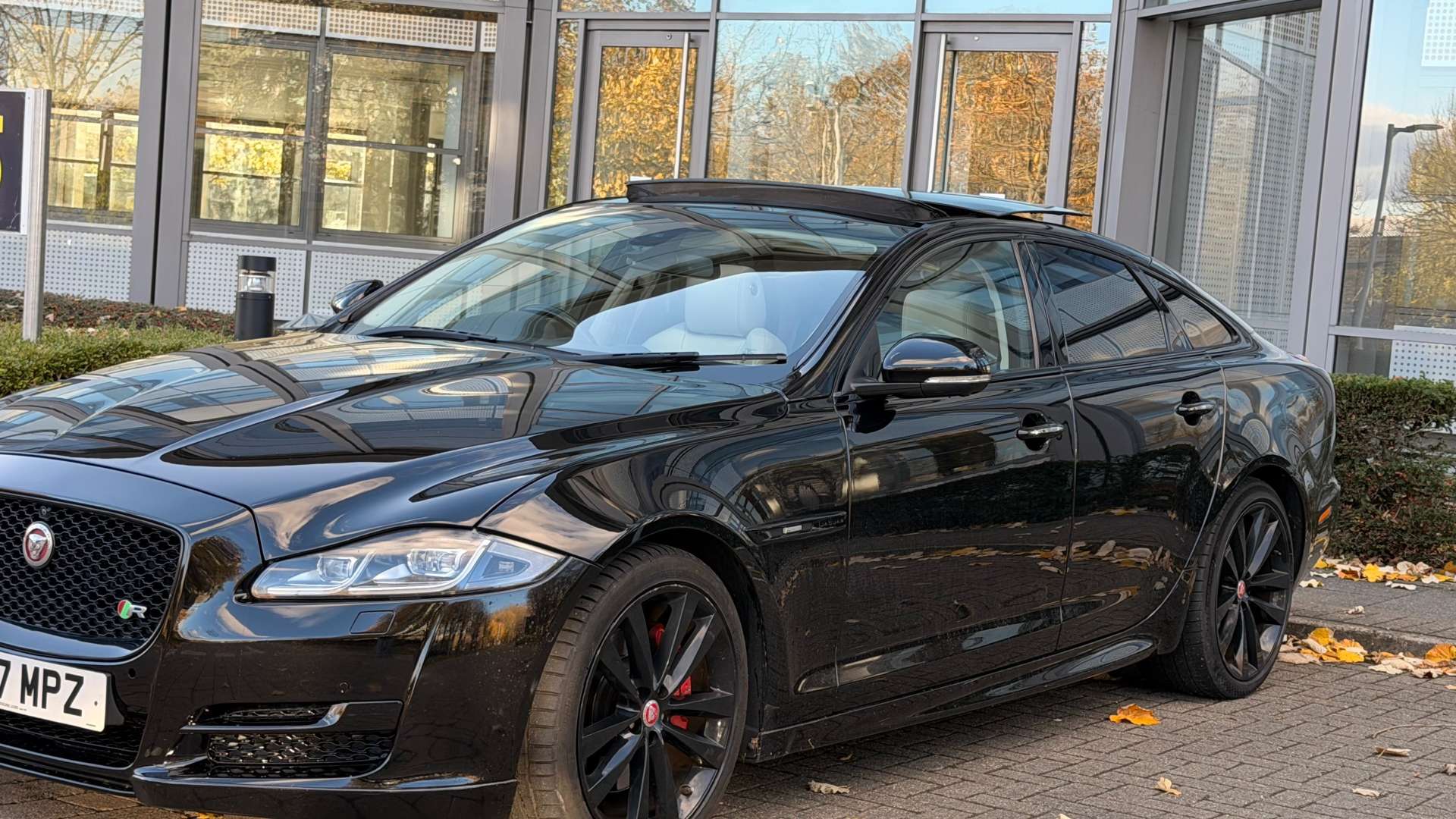 JAGUAR XJ 3.0 XJ R-Sport V6 Auto 4dr #45