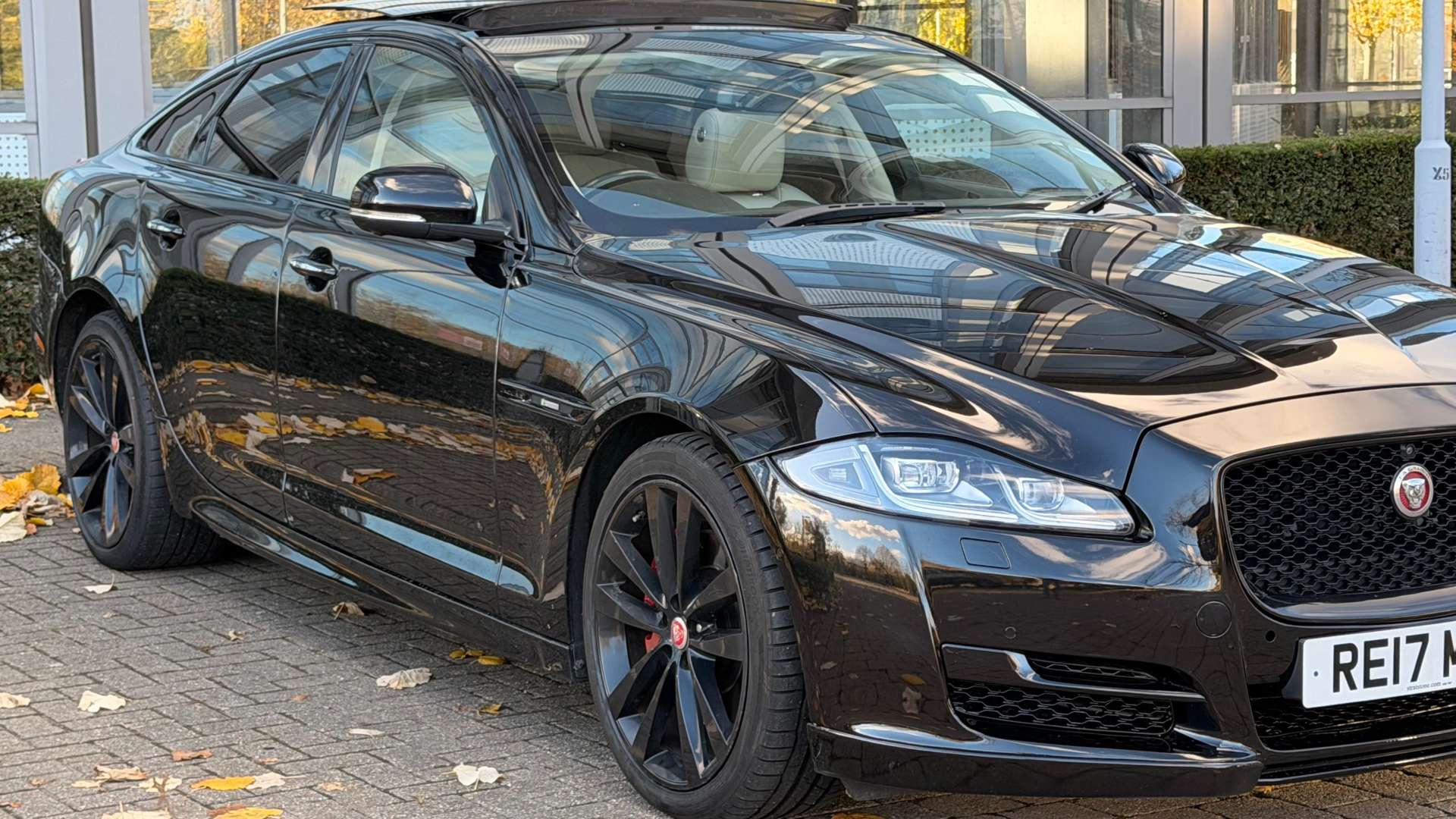 JAGUAR XJ 3.0 XJ R-Sport V6 Auto 4dr #47