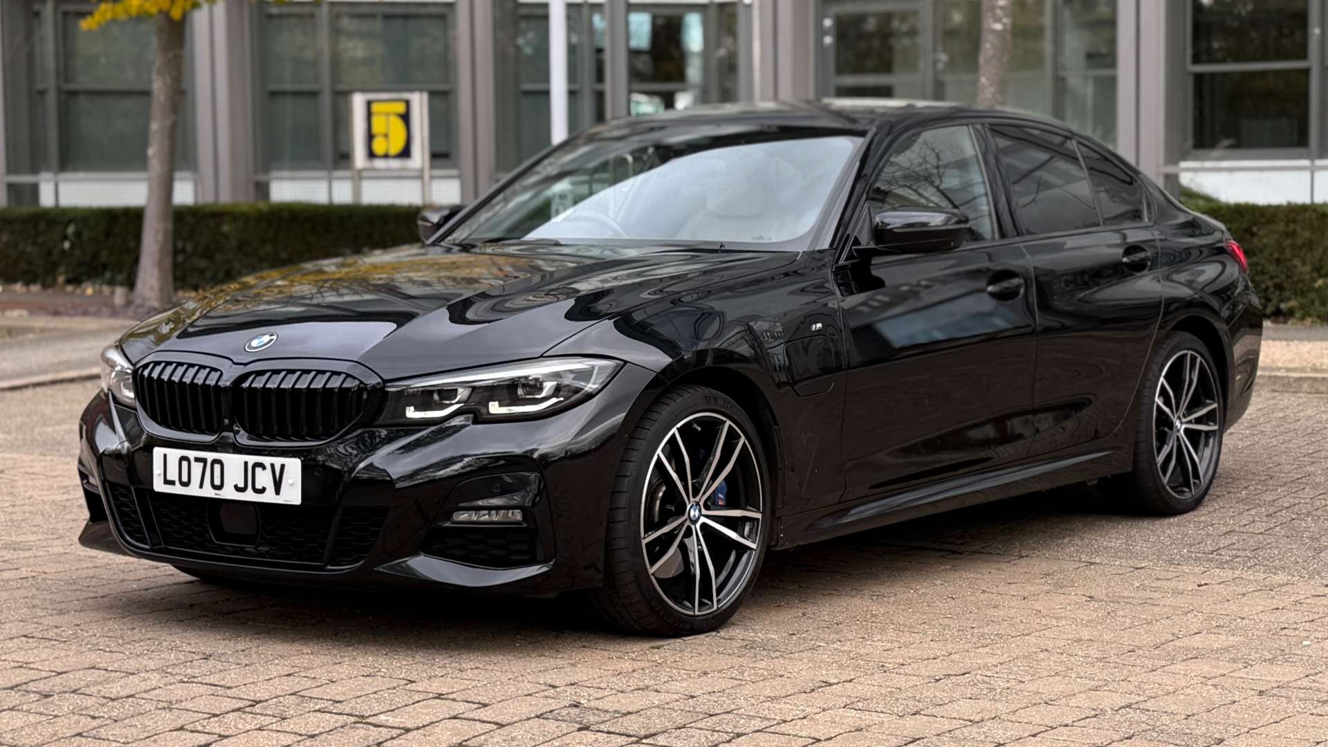 BMW 3 SERIES 2.0 330E M Sport Auto 4dr #22