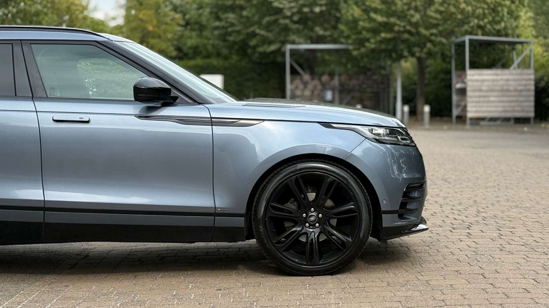 LAND ROVER RANGE ROVER VELAR 2.0 Range Rover Velar R-Dynamic HSE D240 Auto 4WD 5dr #10