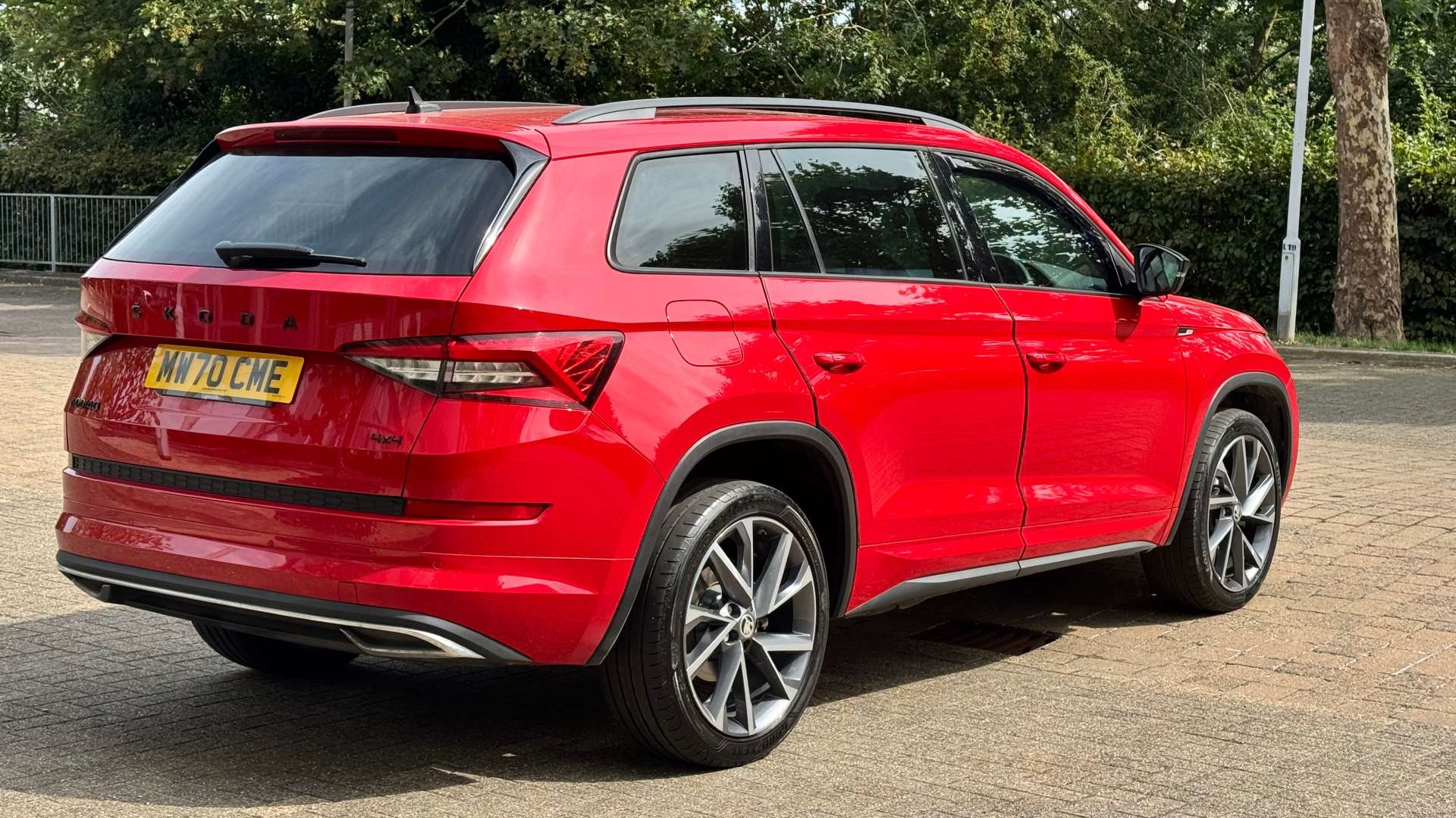 SKODA KODIAQ 2.0 Kodiaq Sportline TDI SCR 4x4 Semi-Auto 4WD 5dr #48