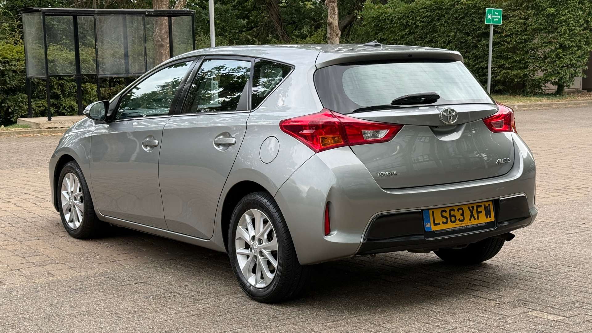 TOYOTA AURIS 1.3 Auris Icon Dual VVT-i 5dr #7