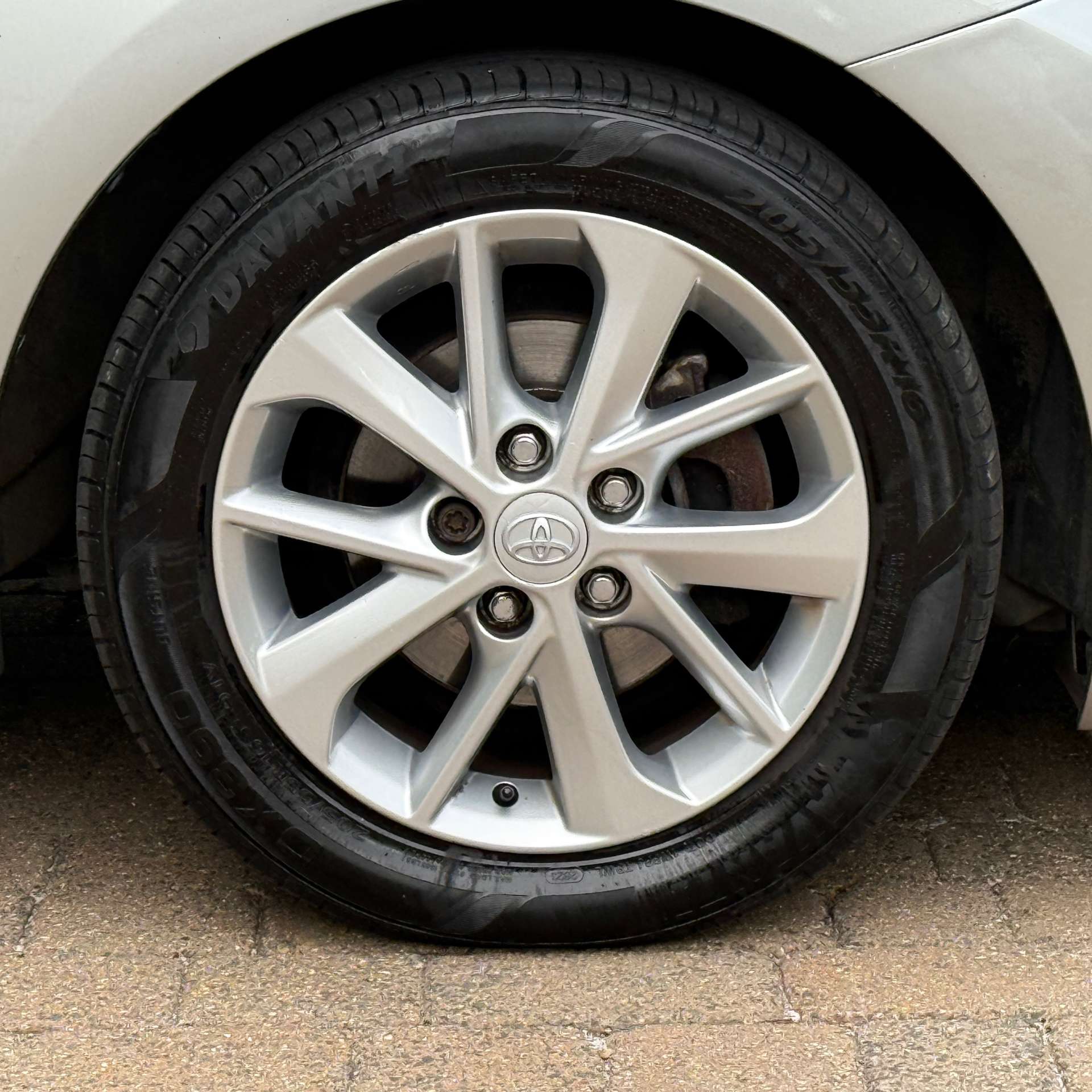 TOYOTA AURIS 1.3 Auris Icon Dual VVT-i 5dr #12