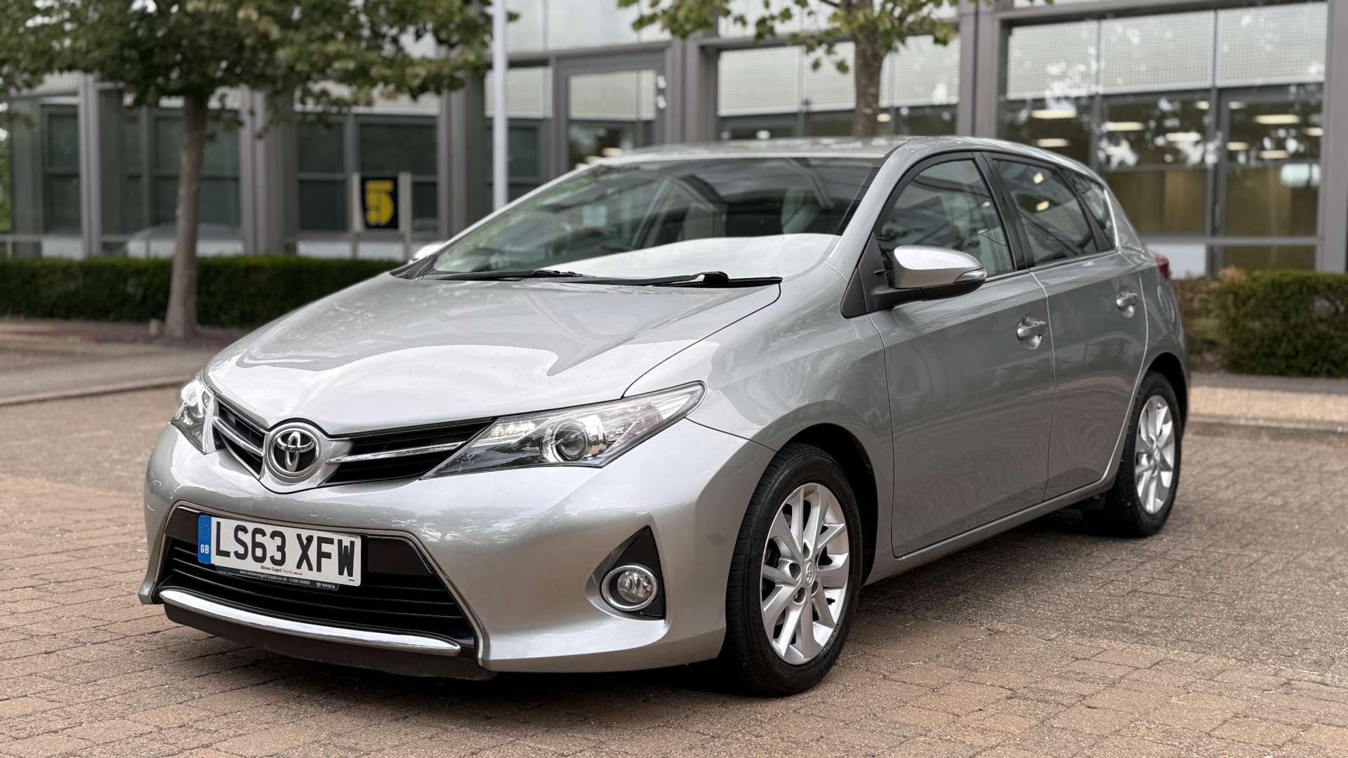 TOYOTA AURIS 1.3 Auris Icon Dual VVT-i 5dr #15