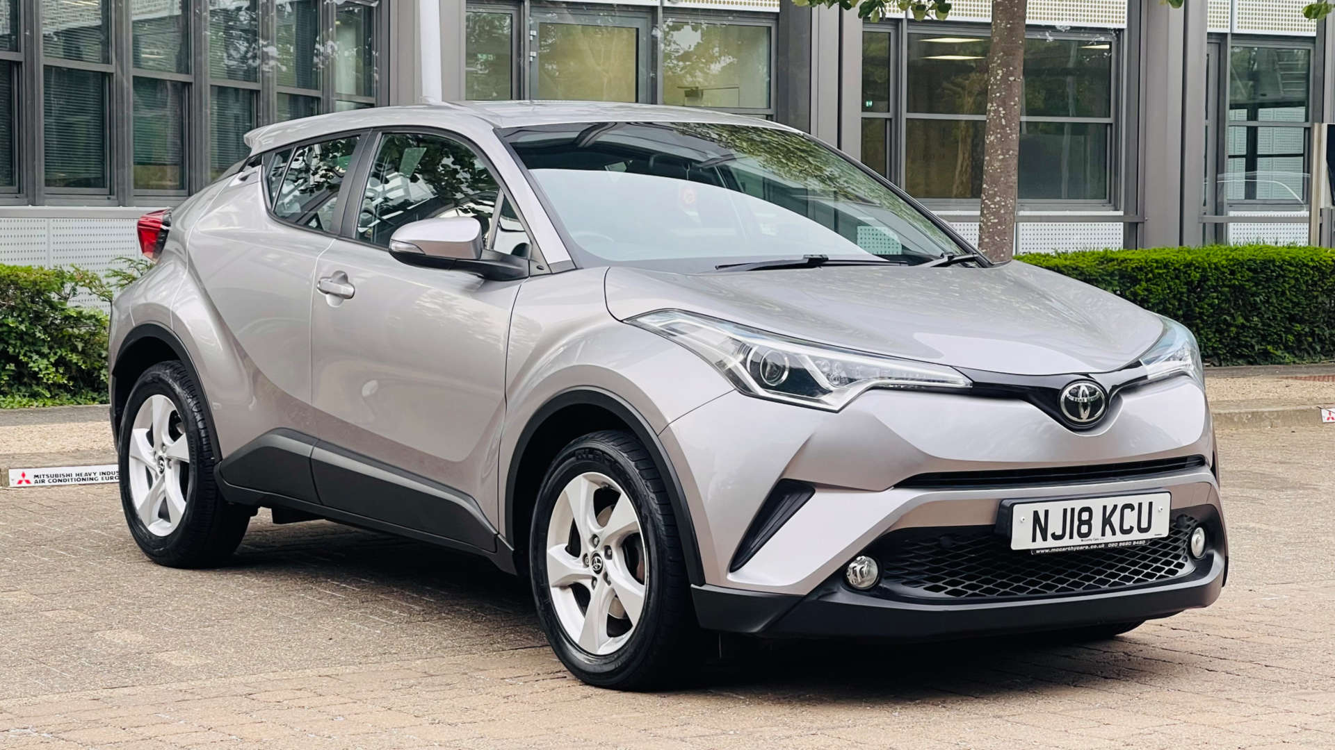 TOYOTA C-HR 1.2 C-HR Icon CVT 5dr #1
