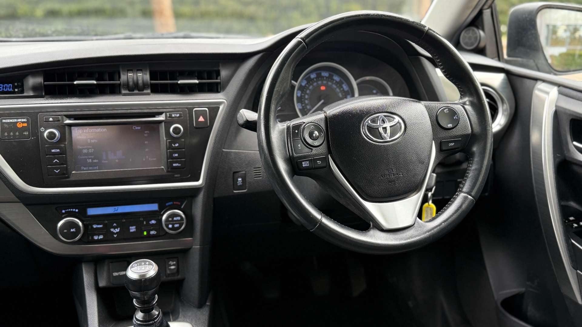 TOYOTA AURIS 1.3 Auris Icon Dual VVT-i 5dr #27