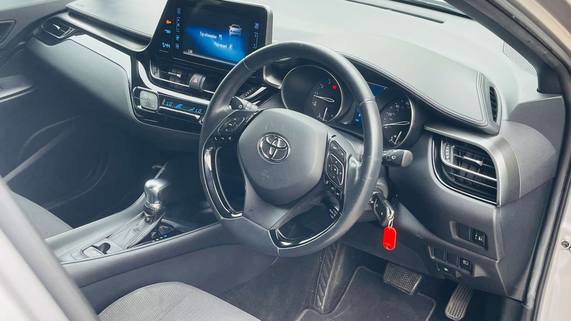TOYOTA C-HR 1.2 C-HR Icon CVT 5dr #15