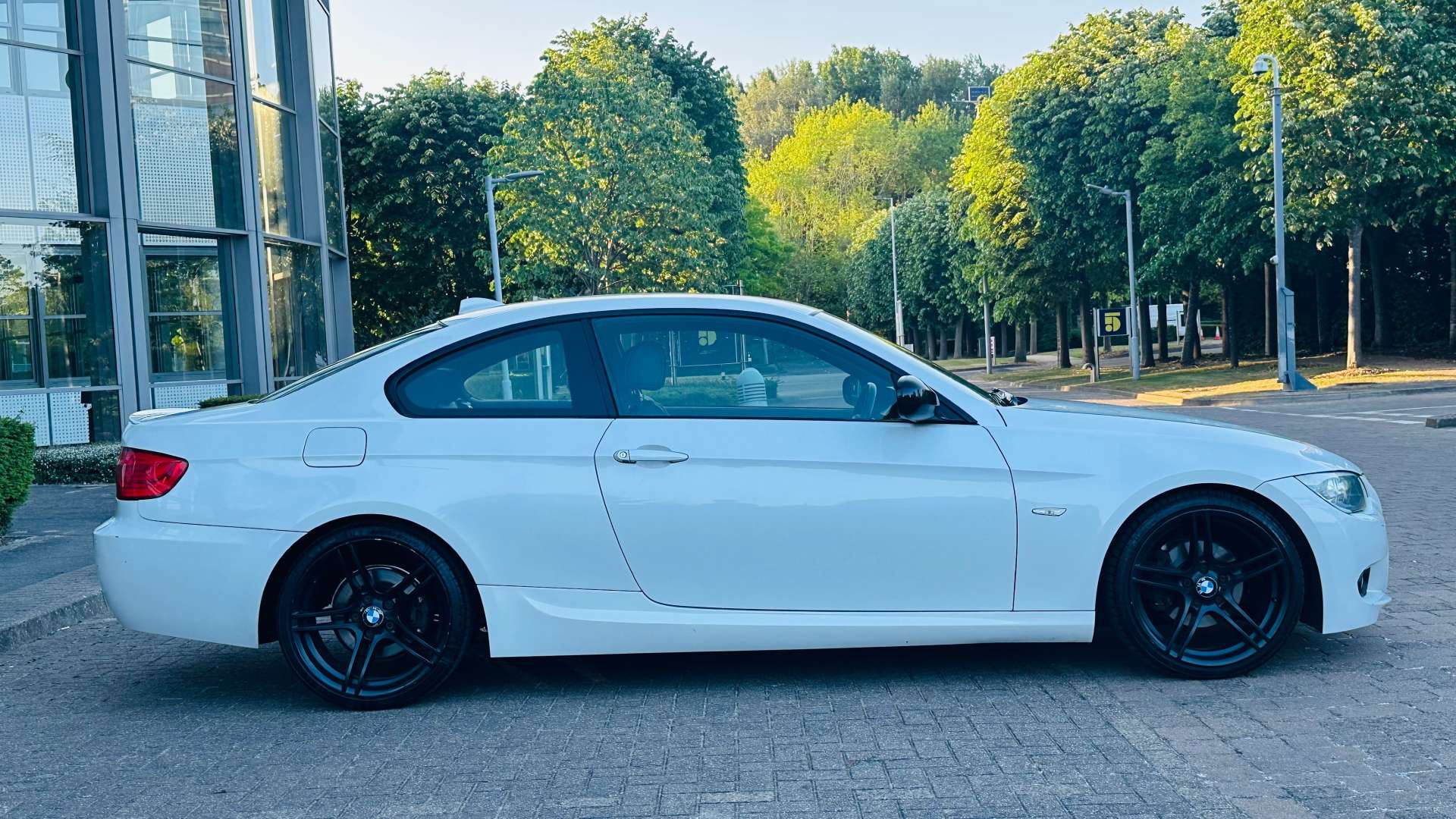 BMW 3 SERIES 2.0 320i Sport+ Edition 2dr #22