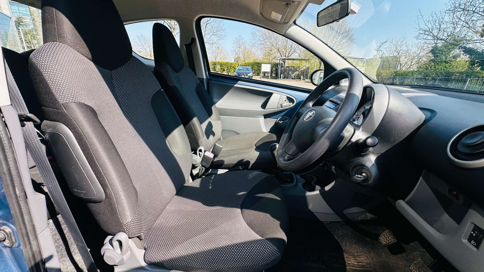 TOYOTA AYGO 1.0 Aygo+ VVT-i 3dr #3