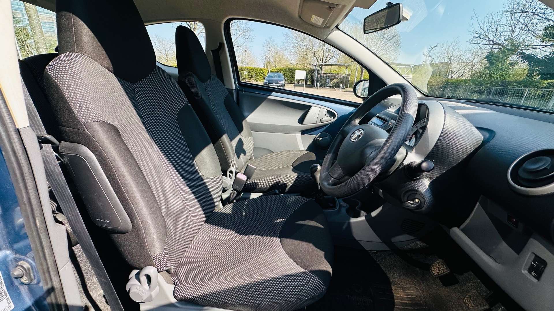 TOYOTA AYGO 1.0 Aygo+ VVT-i 3dr #12
