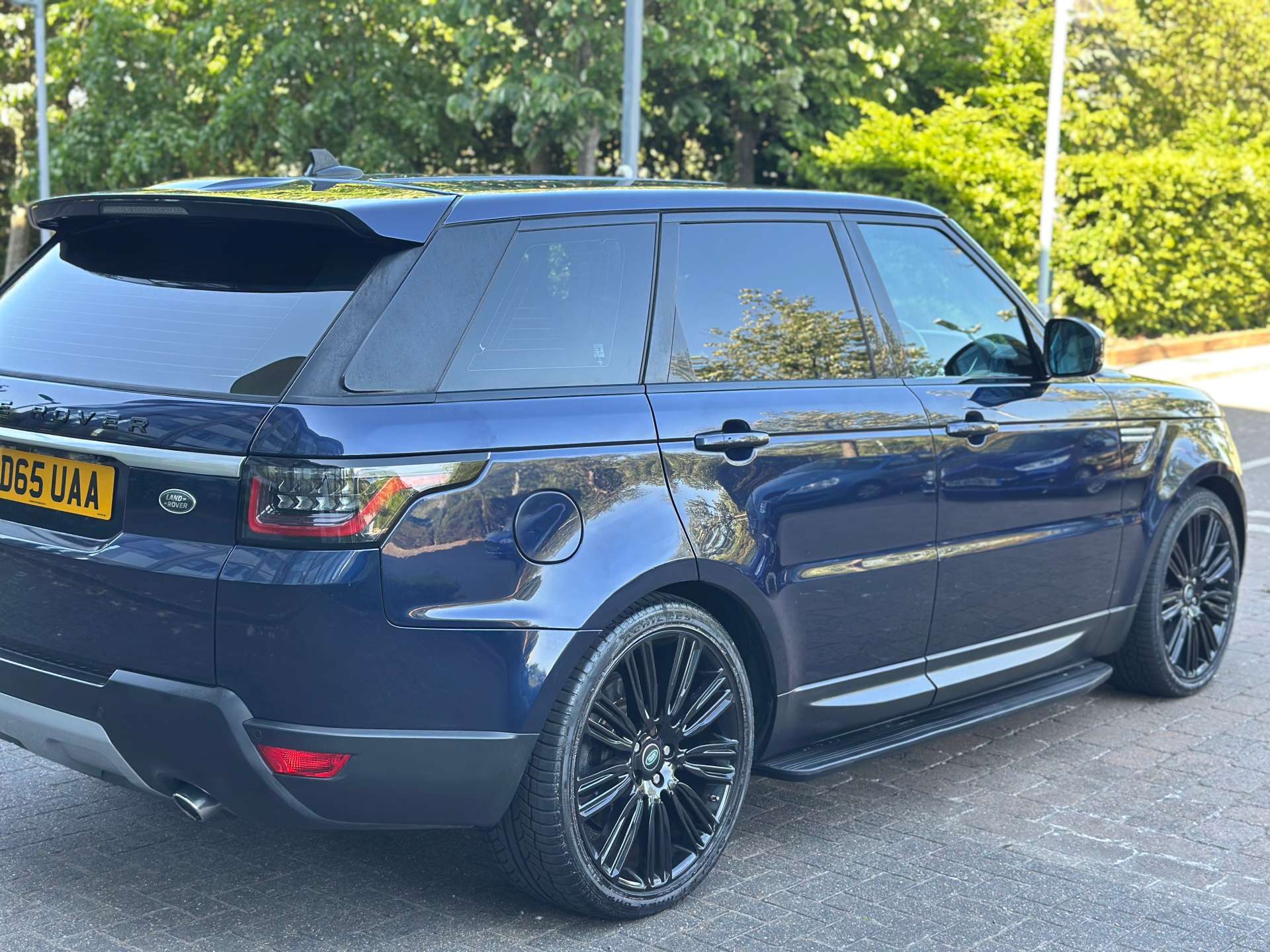LAND ROVER RANGE ROVER SPORT 3.0 Range Rover Sport HSE SDV6 Auto 4WD 5dr #10