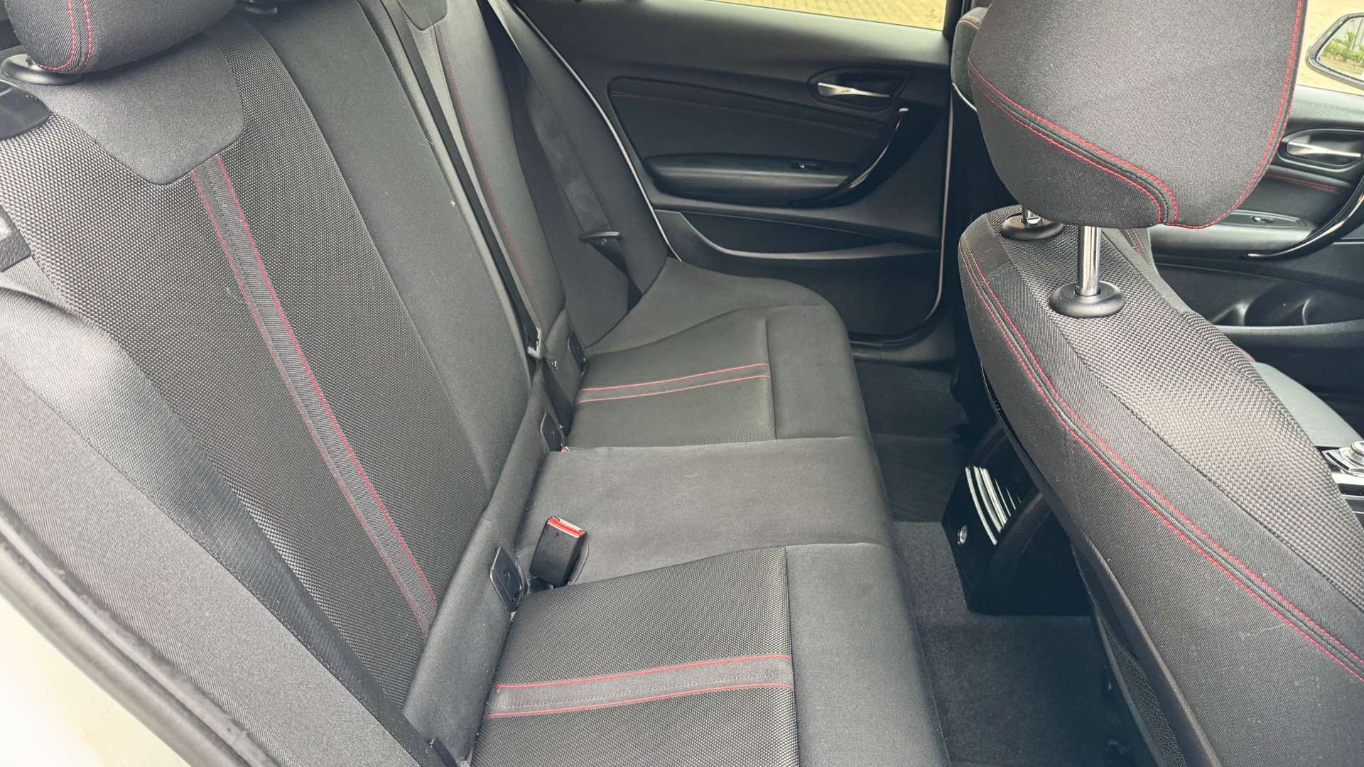 BMW 1 SERIES 1.5 116D Sport Auto 5dr #40