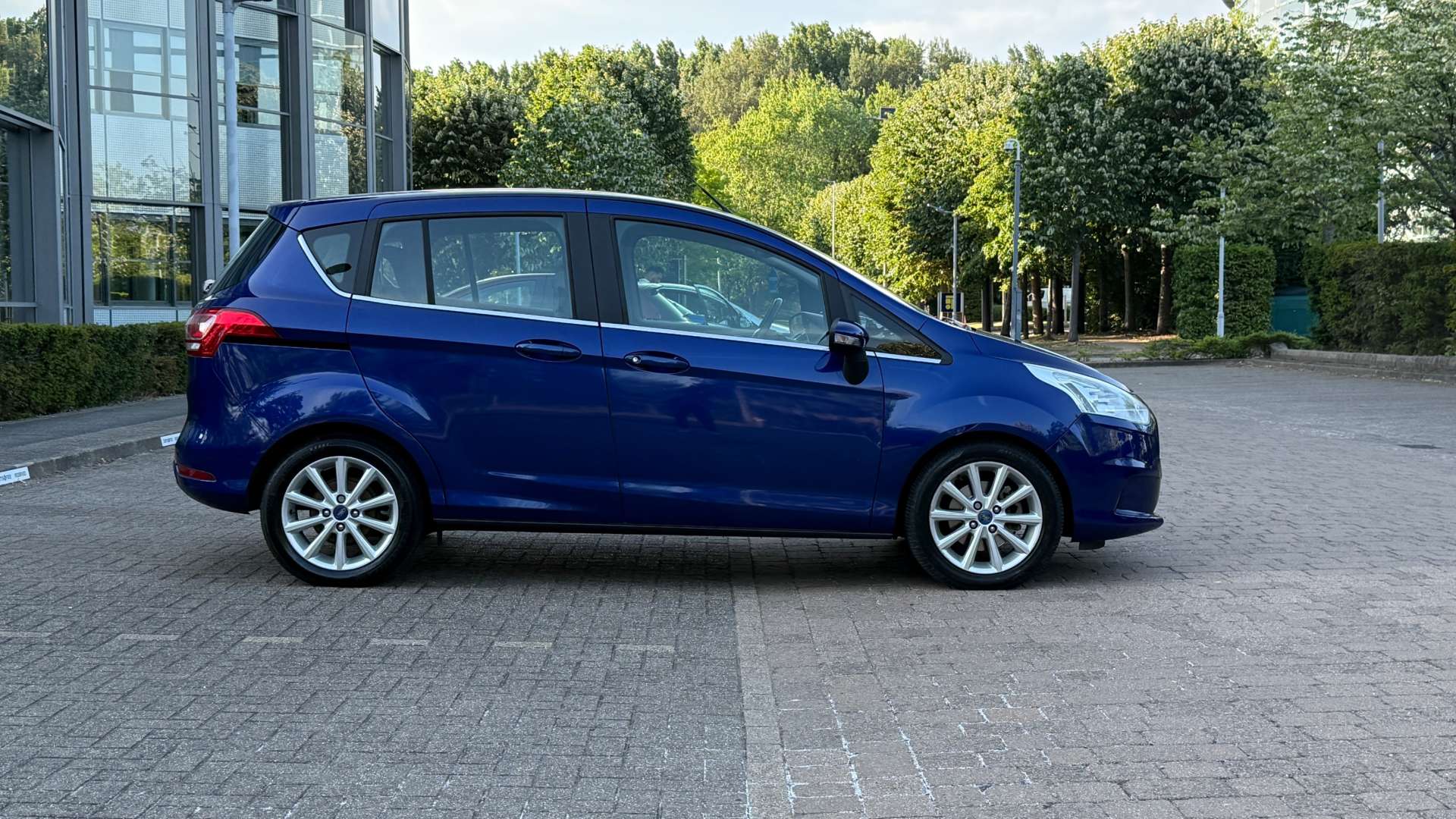 FORD B-MAX 1.6 B-Max Titanium Auto 5dr #32