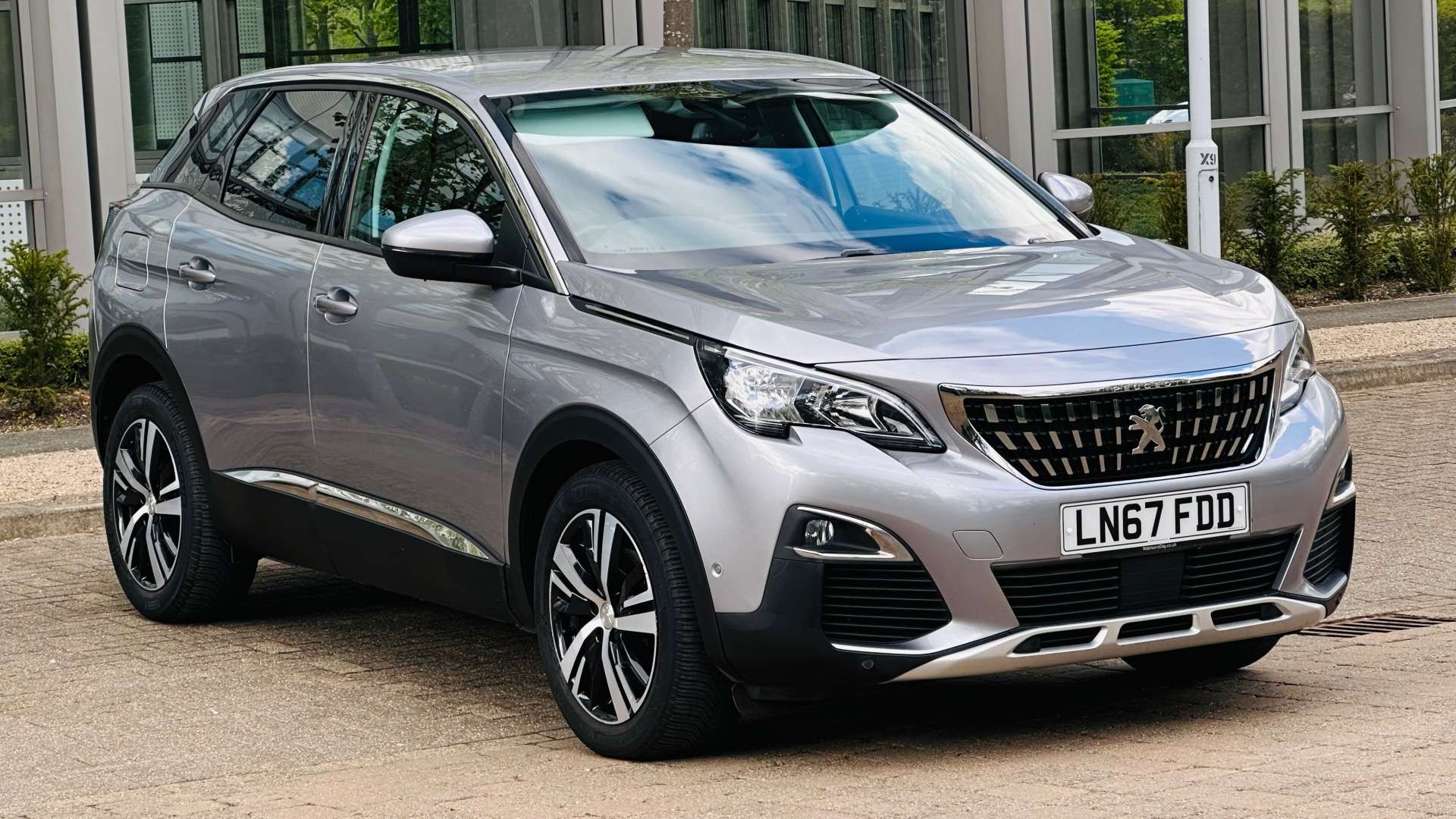 PEUGEOT 3008 1.2 3008 Allure S/S 5dr #3