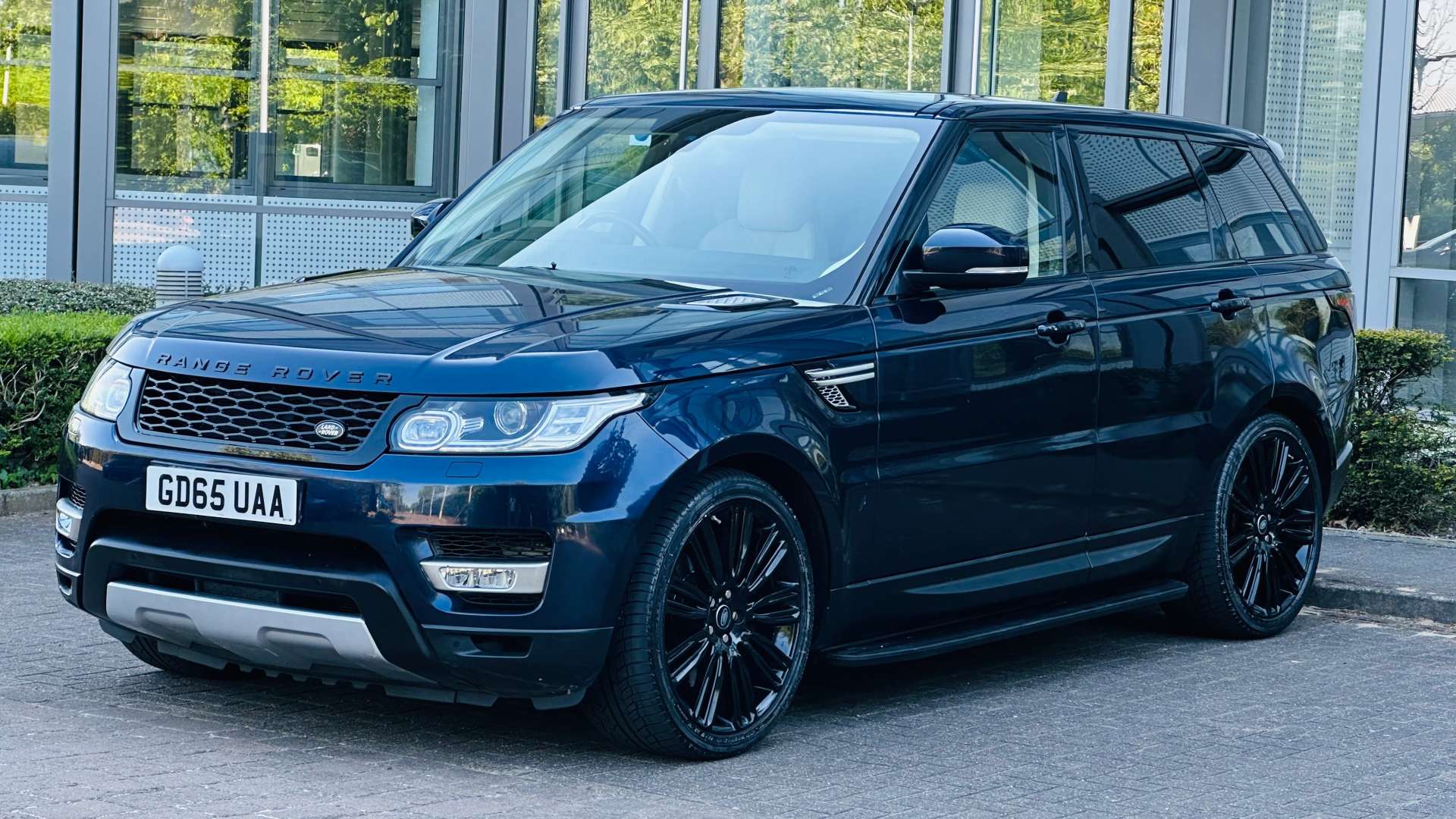 LAND ROVER RANGE ROVER SPORT 3.0 Range Rover Sport HSE SDV6 Auto 4WD 5dr #23