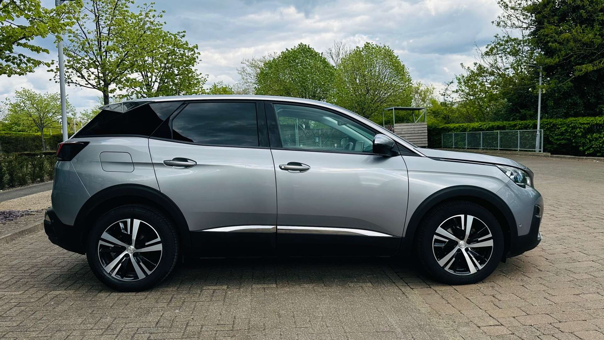 PEUGEOT 3008 1.2 3008 Allure S/S 5dr #14
