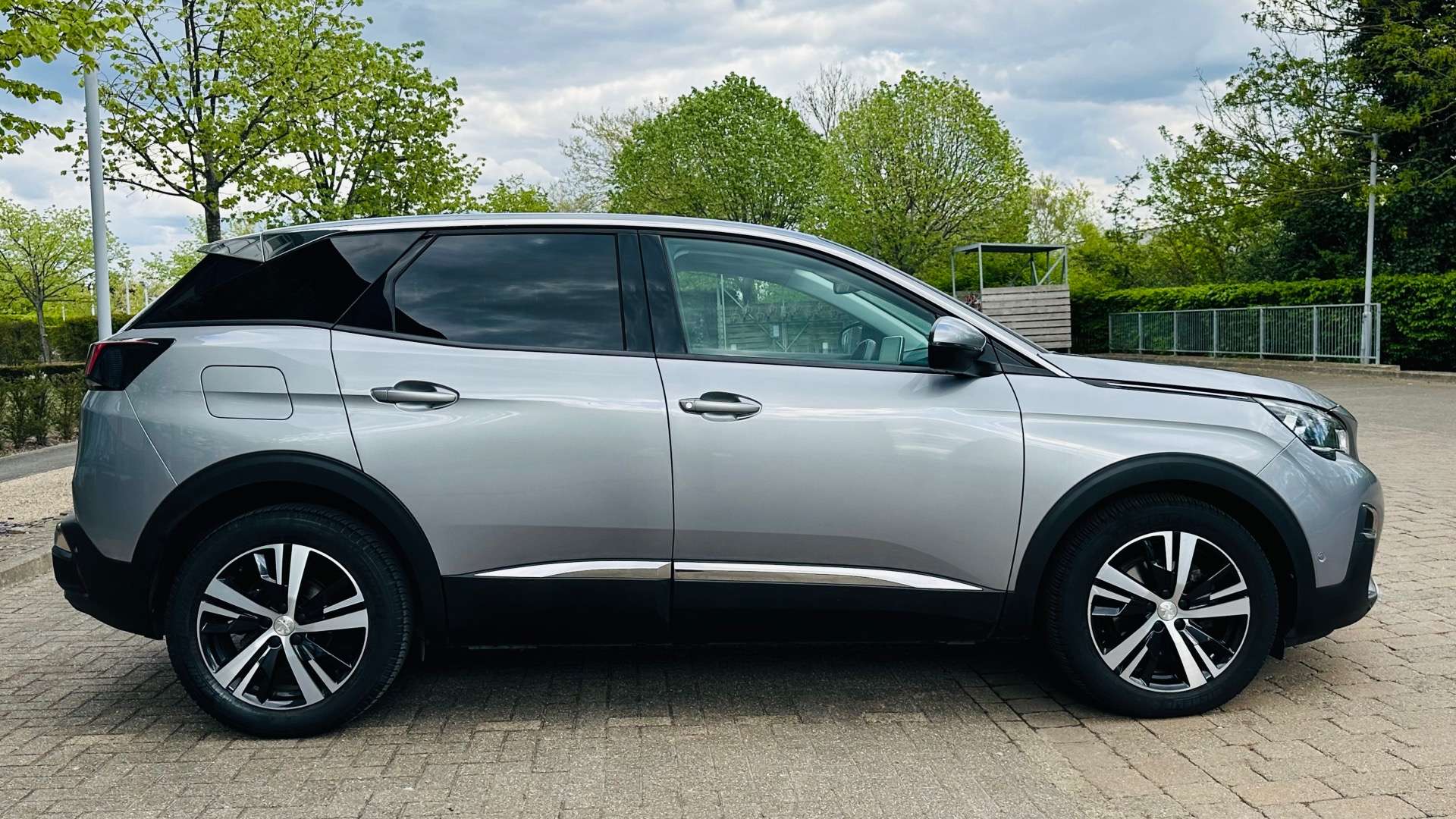 PEUGEOT 3008 1.2 3008 Allure S/S 5dr #16