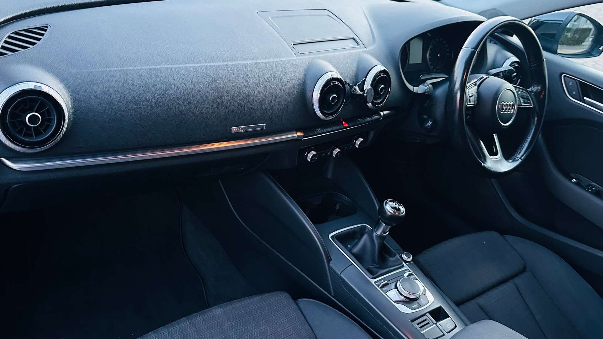 AUDI A3 1.6 A3 Sport TDI 4dr #21