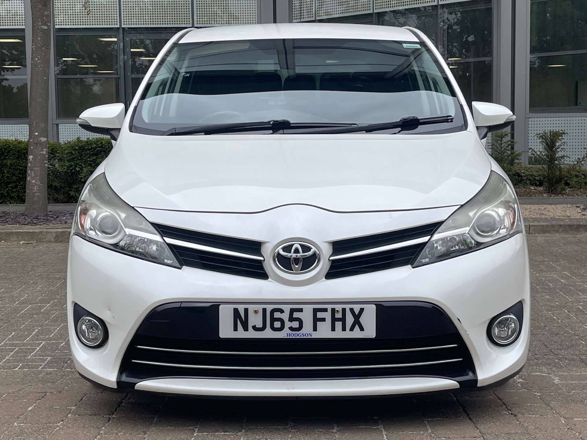 TOYOTA VERSO 1.6 Verso Icon D-4D 5dr #2