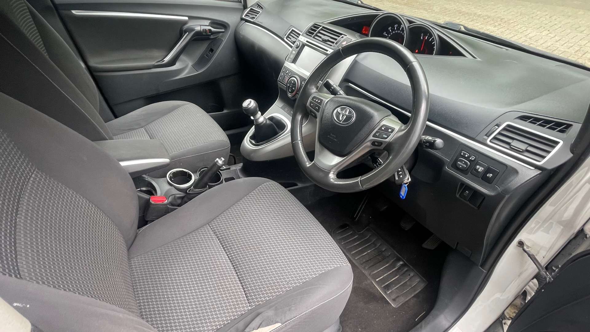 TOYOTA VERSO 1.6 Verso Icon D-4D 5dr #19