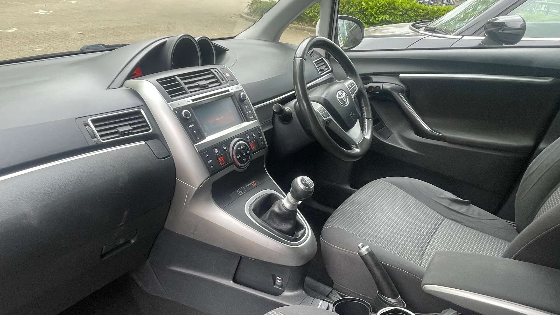 TOYOTA VERSO 1.6 Verso Icon D-4D 5dr #20
