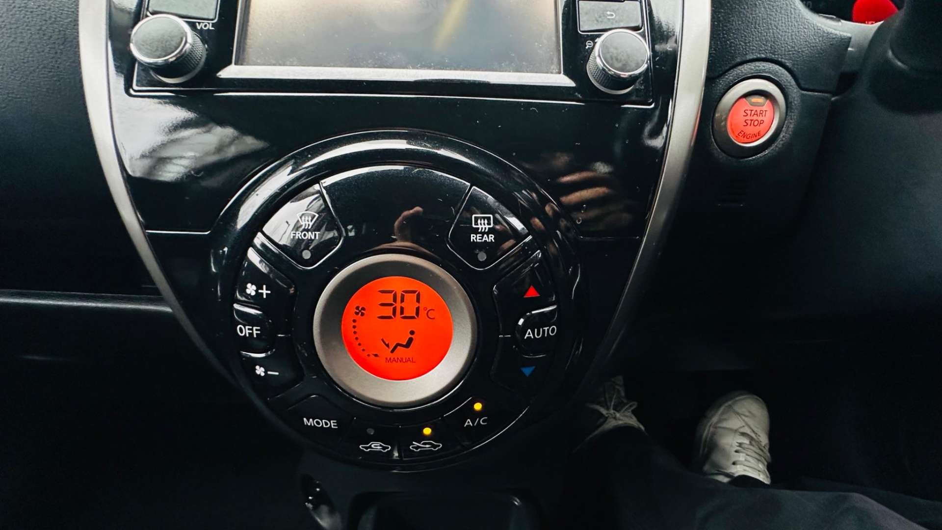 NISSAN MICRA 1.2 Micra Tekna 5dr #23