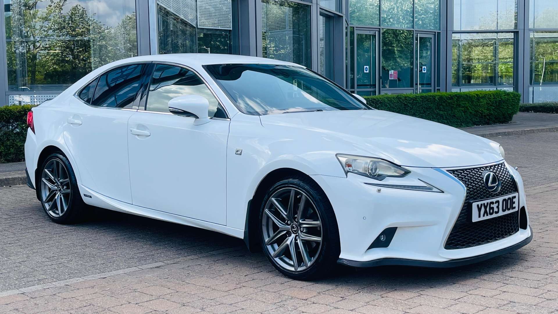 LEXUS IS 2.5 IS 300h F Sport CVT 4dr #0