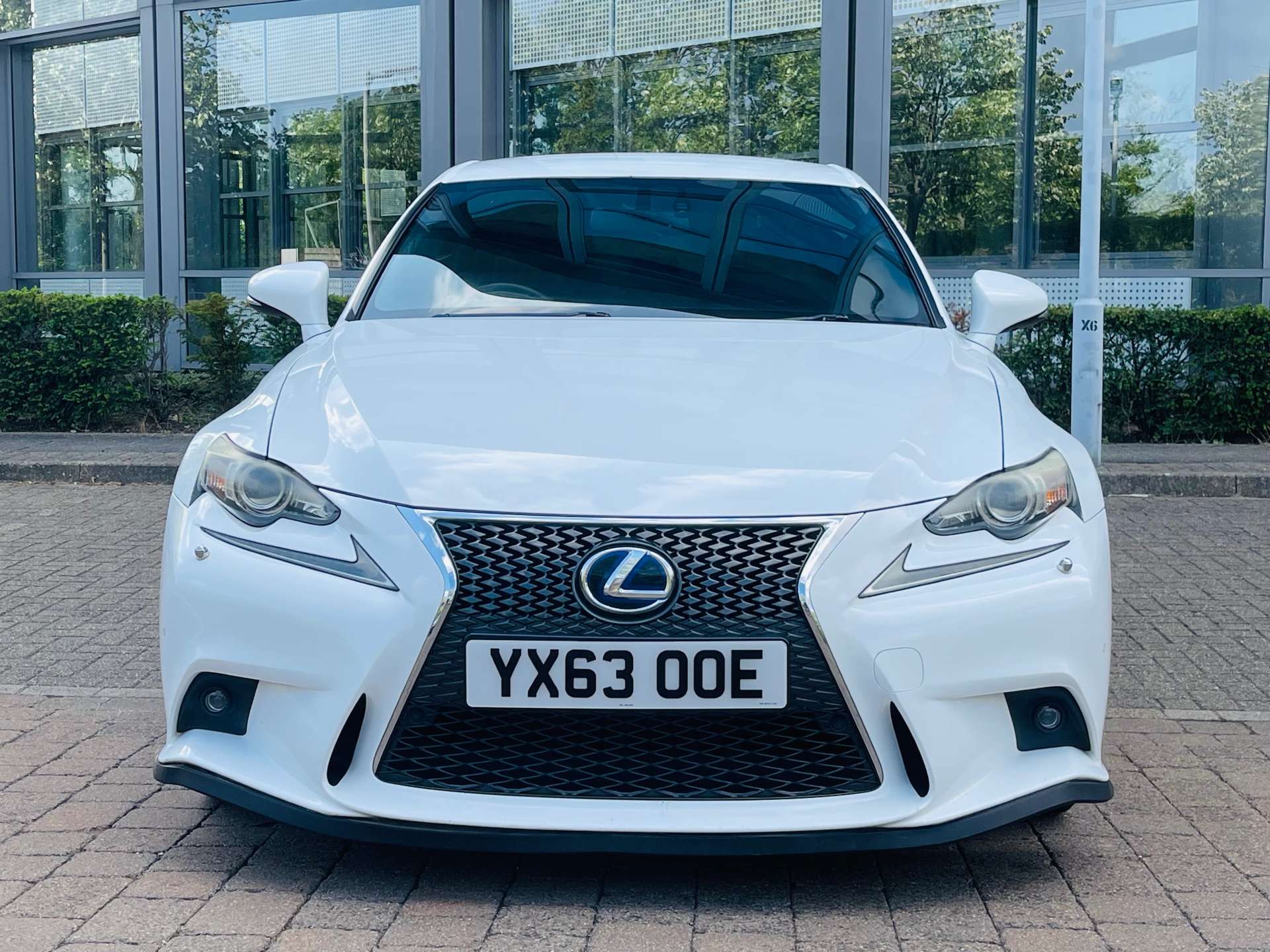LEXUS IS 2.5 IS 300h F Sport CVT 4dr #3