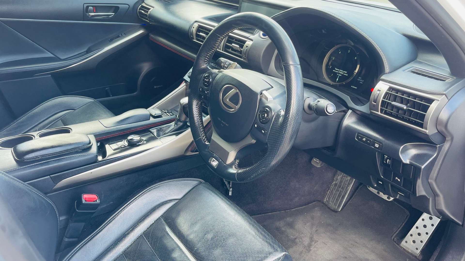 LEXUS IS 2.5 IS 300h F Sport CVT 4dr #11