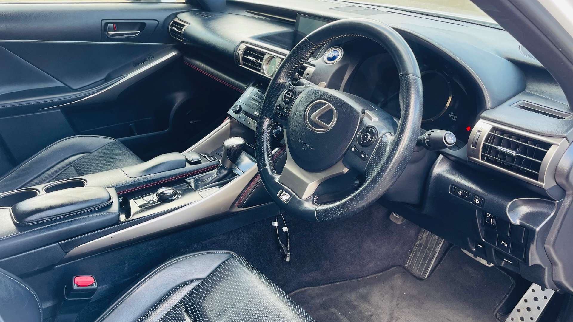 LEXUS IS 2.5 IS 300h F Sport CVT 4dr #13